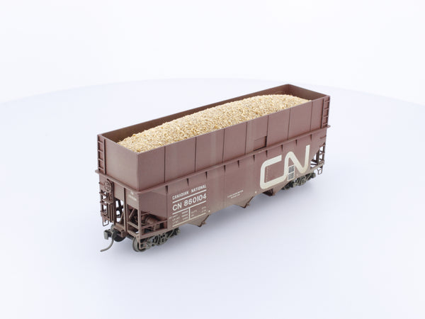 Northern New England Custom Cars 860104 HO Custom Built Weathered 3 Bay Hopper with Woodchip Load Canadian National (CN) 860104