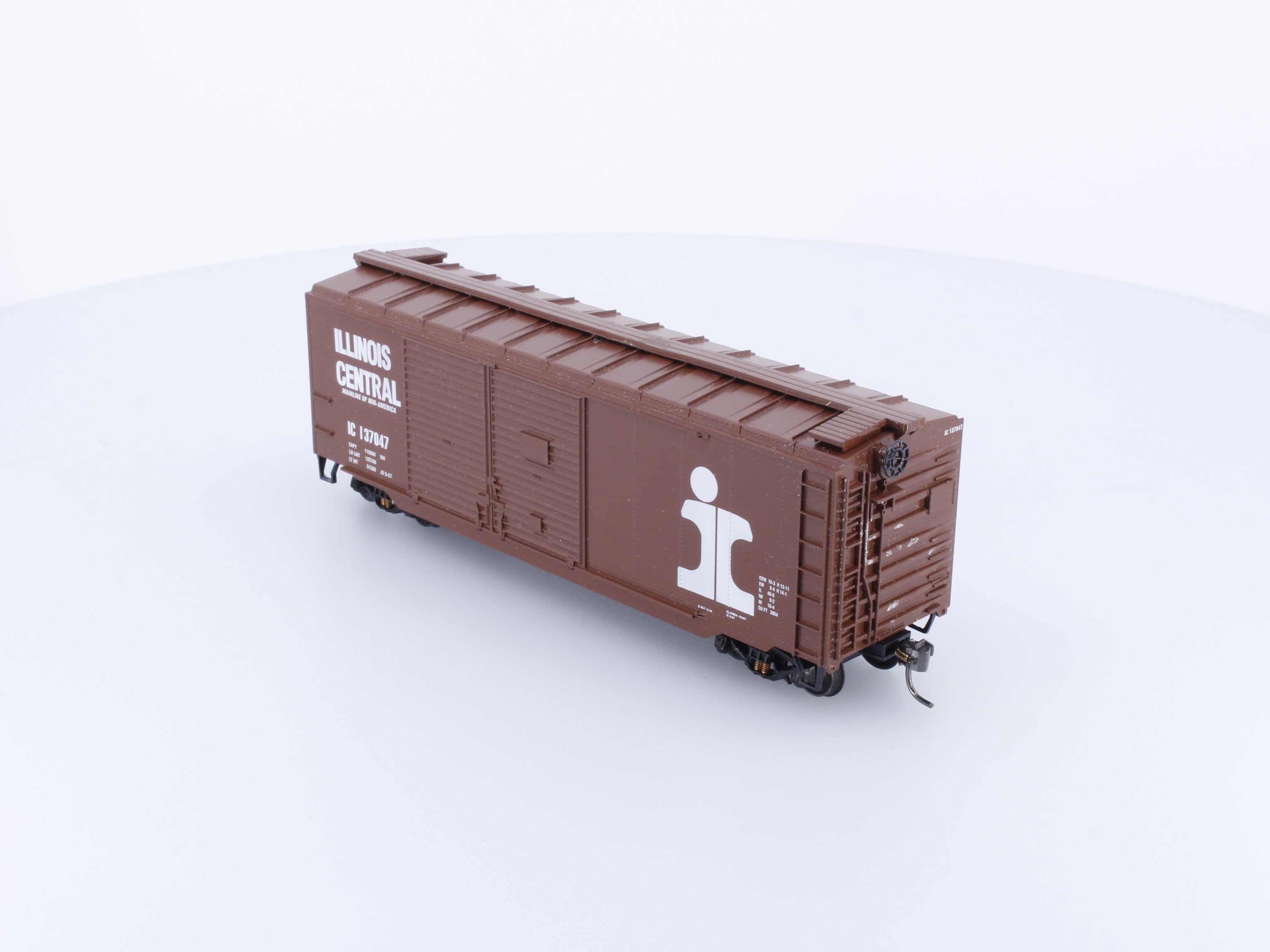Roundhouse 10801 HO 40' Double Door Box Car Illinois Central (IC) 137047