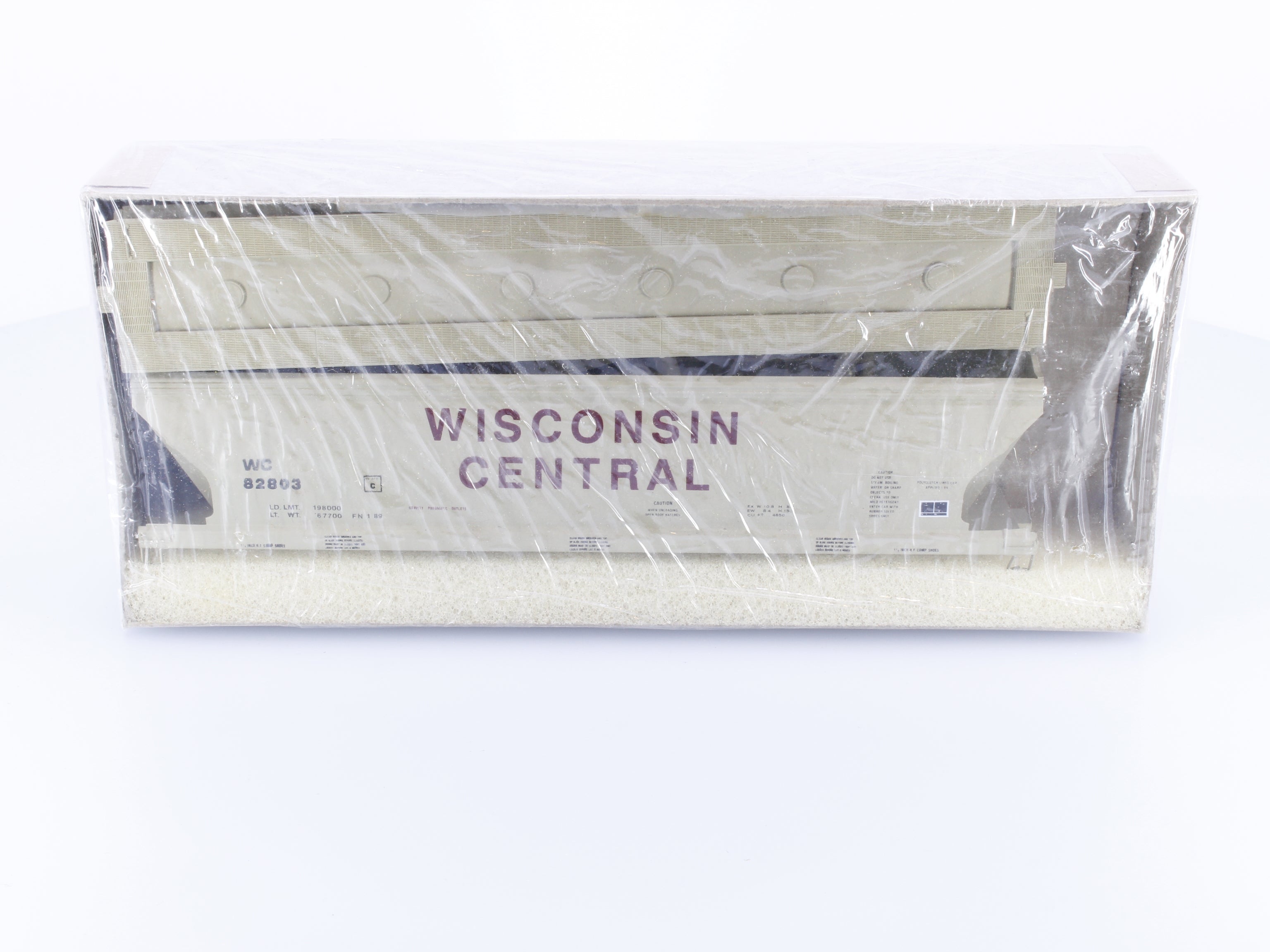 Accurate Finishing Inc. 1014 HO 47' ACF 3 Bay Covered Hopper 230 of 700 Wisconsin Central (WC) 82801