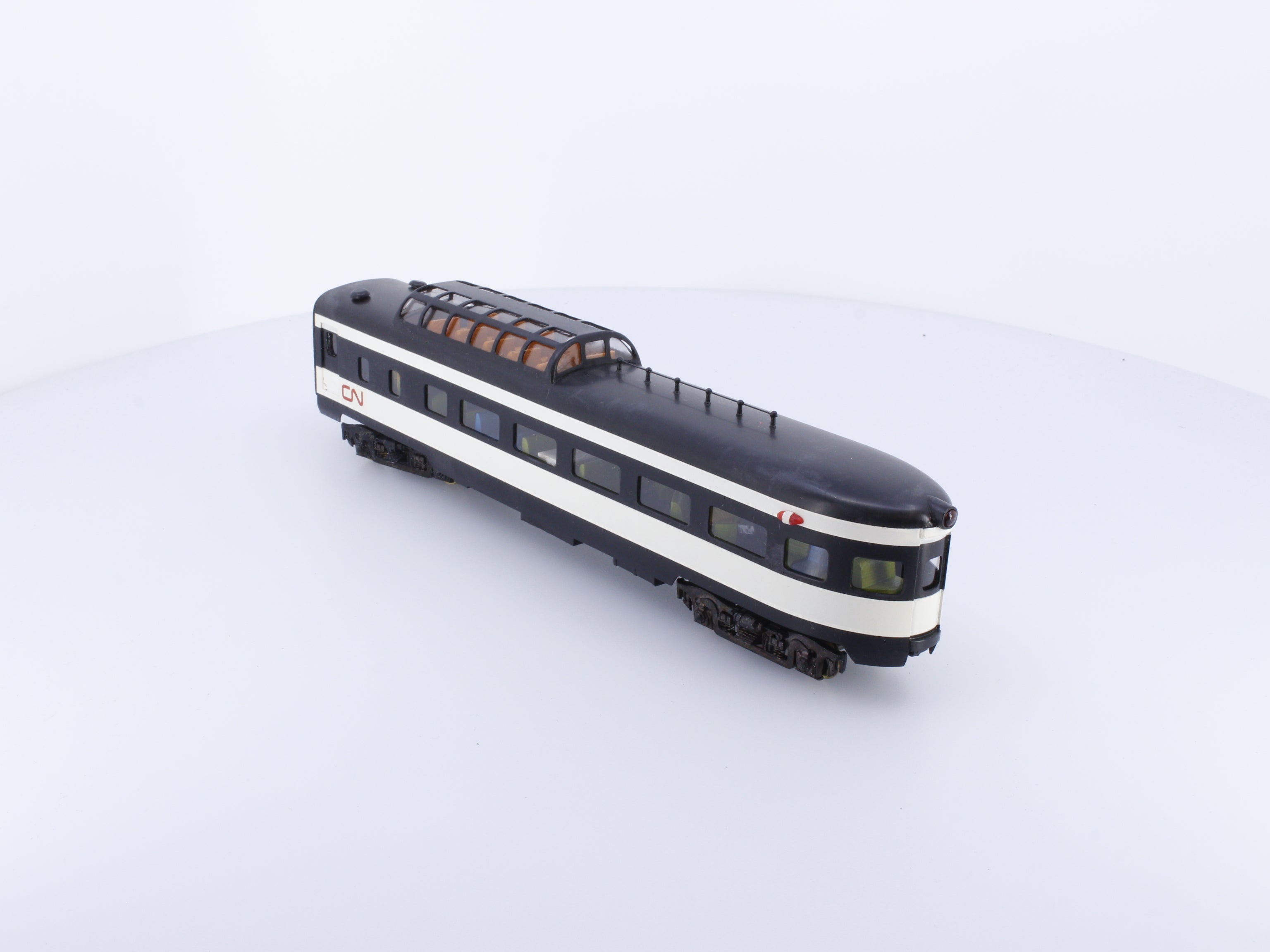 Tenshodo CNVDome HO Streamlined Passenger Car Observation Corrugated Side Canadian National (CN)