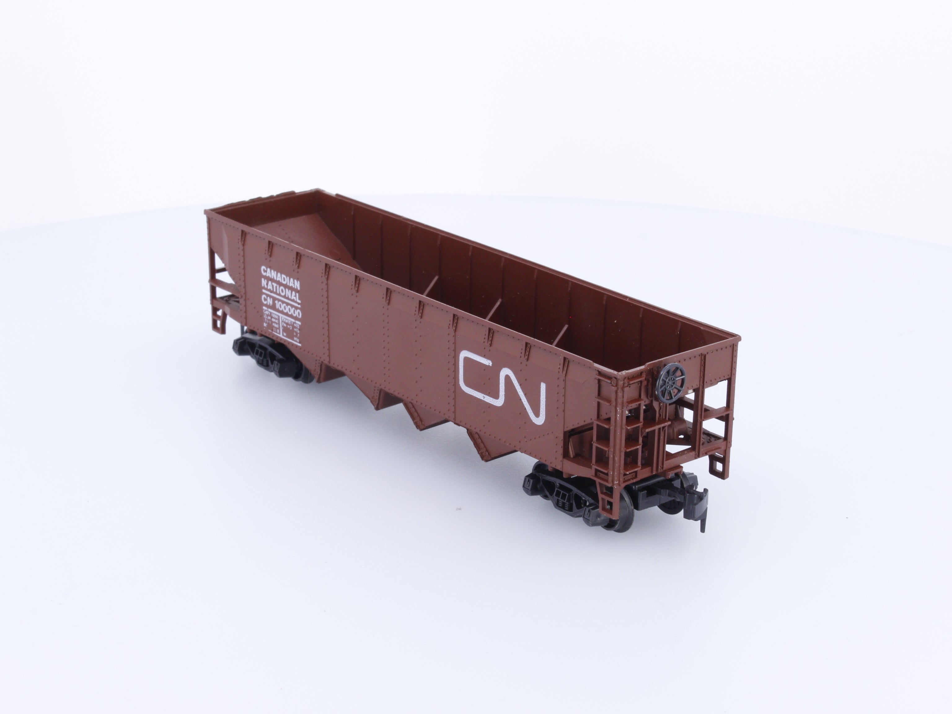 Model Power 668 HO Low Side Hopper Car Canadian National (CN) 100000
