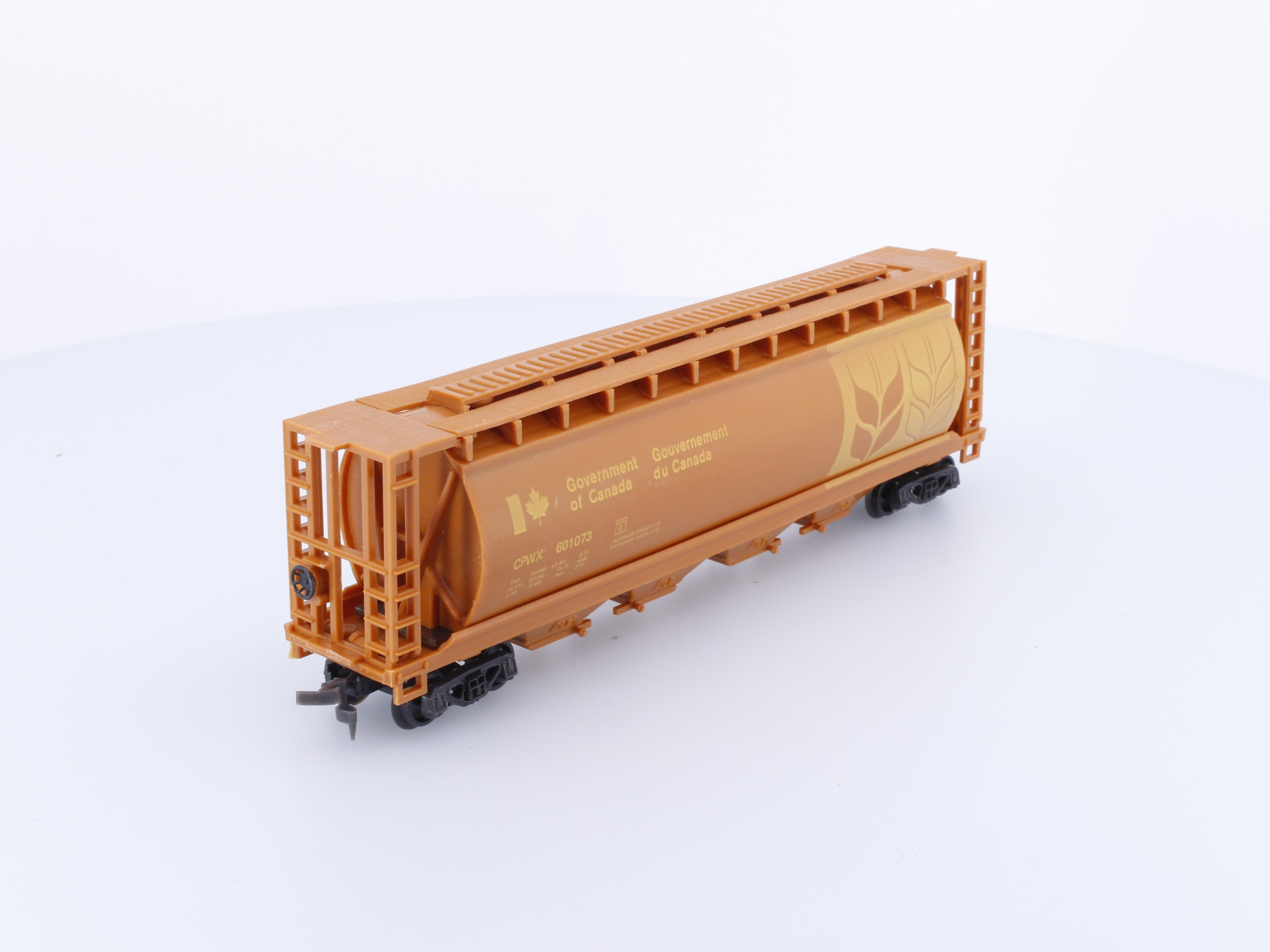 Model Power 9501 HO 51' Cylindrical Hopper Car Government of Canada (CNWX) 601073