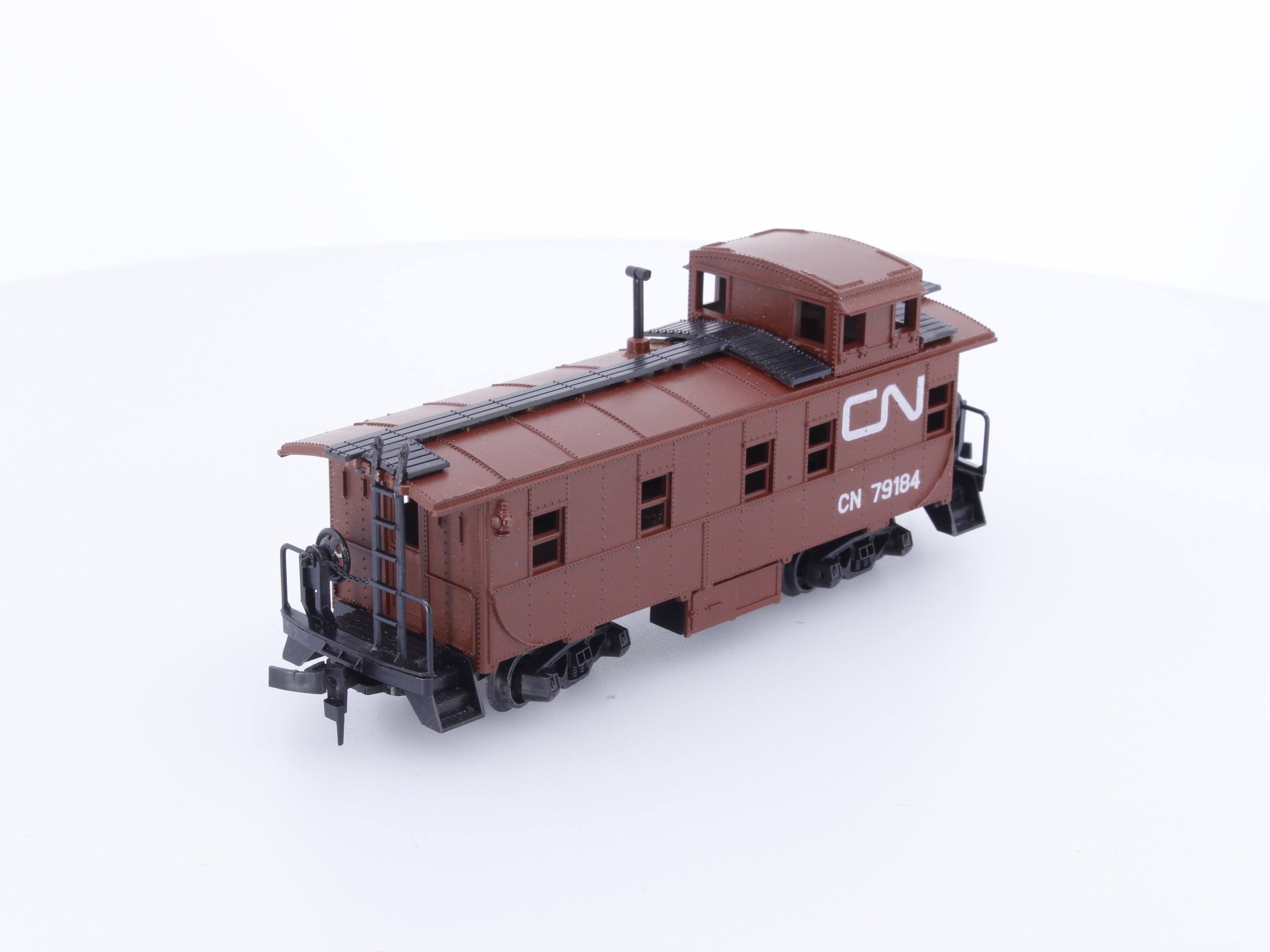 Model Power 694 HO Caboose Canadian National (CN) 79184