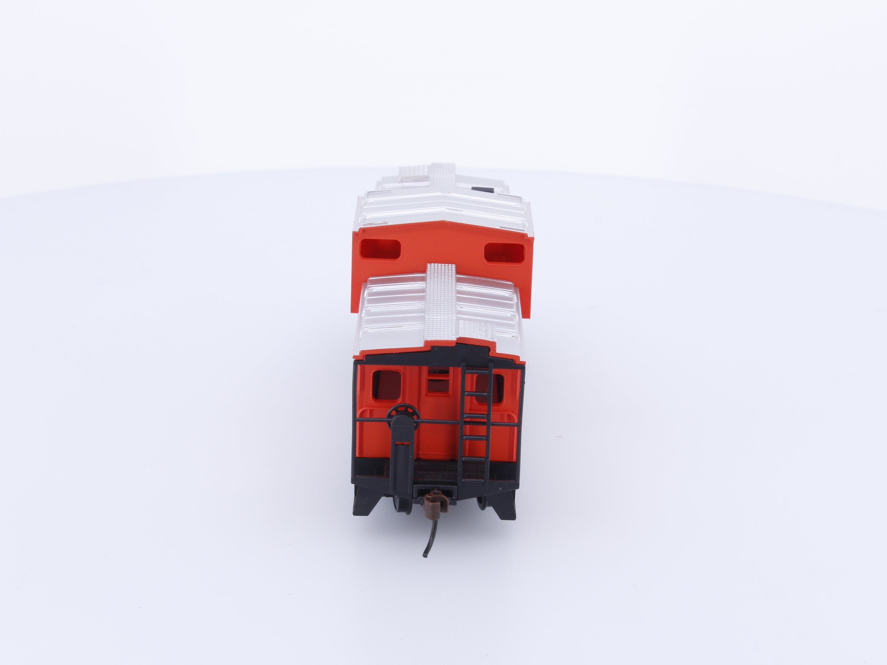 Walthers 931-504 HO Wide Vision Caboose Canadian National (CN) 79598