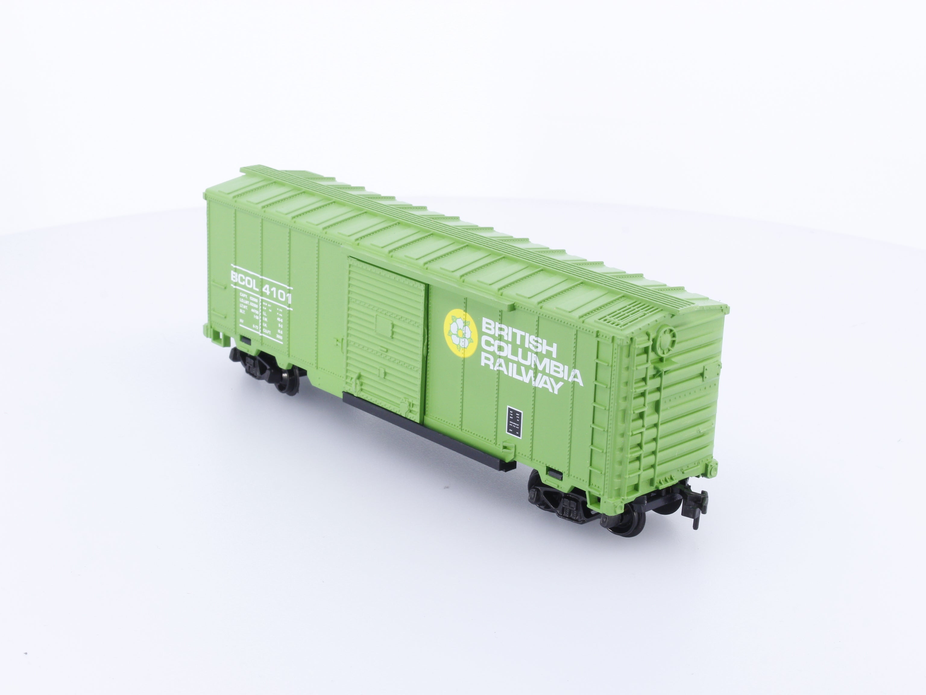 Model Power 7951 HO 40' Box Car BC Rail (BCOL) 4101