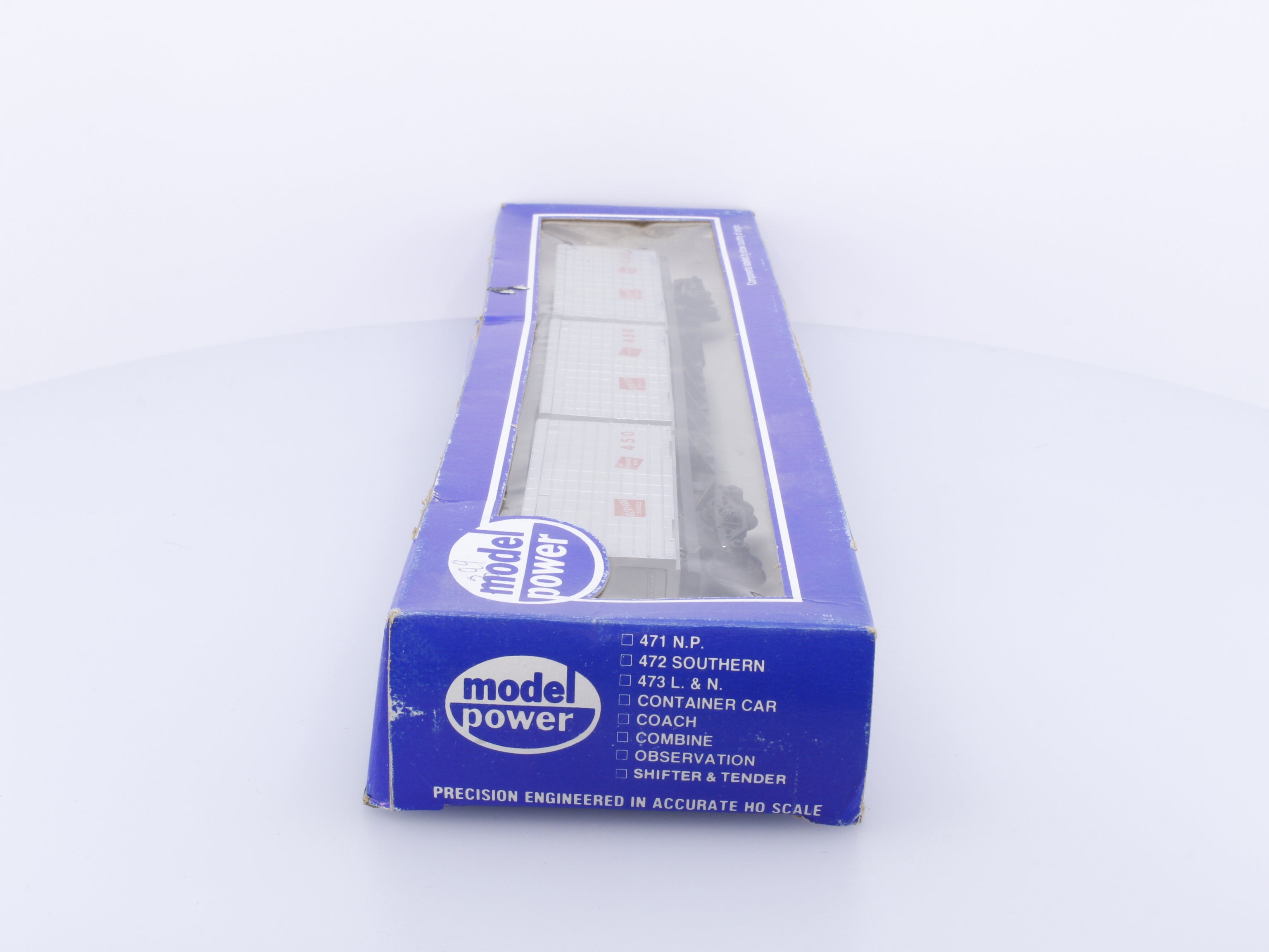 Model Power CONCAR HO Flat Deck with 3 Containers Milwaukee Road (MILW) 450