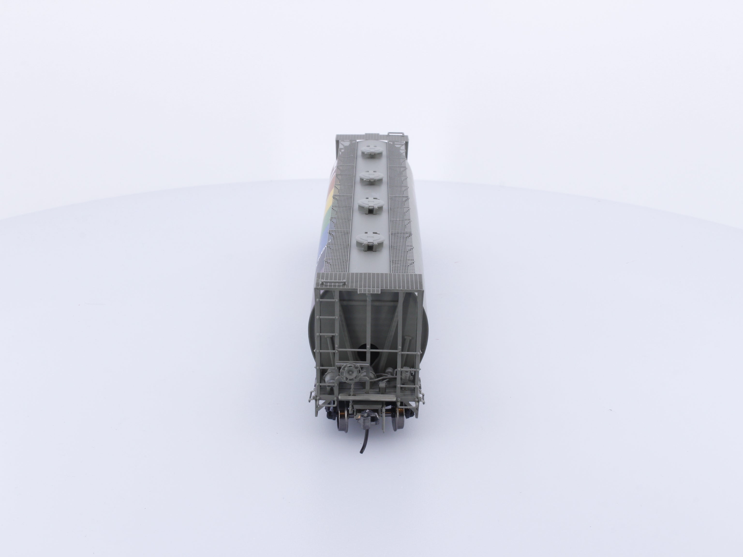 InterMountain 45225-01 HO Cylindrical Covered Hopper Canadian National (CN) 370700