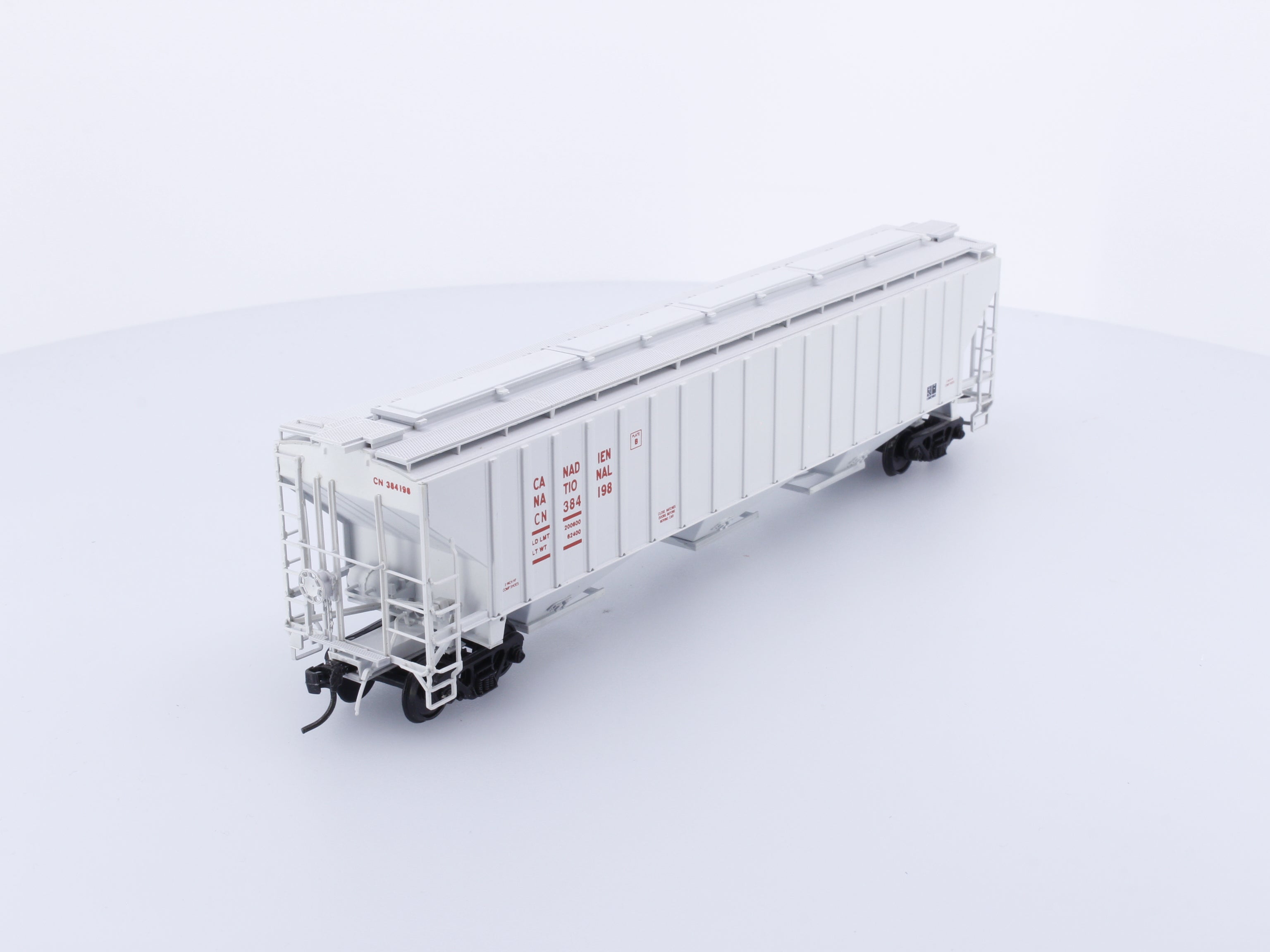InterMountain 45313-02 HO 4750 cu.ft Ribbed Sided 3 Bay Hopper Canadian National (CN) 384198