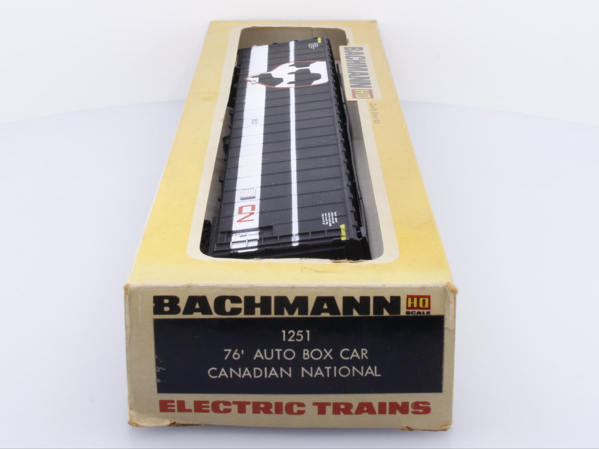 Bachmann 1251 HO 76' Auto Box Car Freight Canadian National (CN) 9501