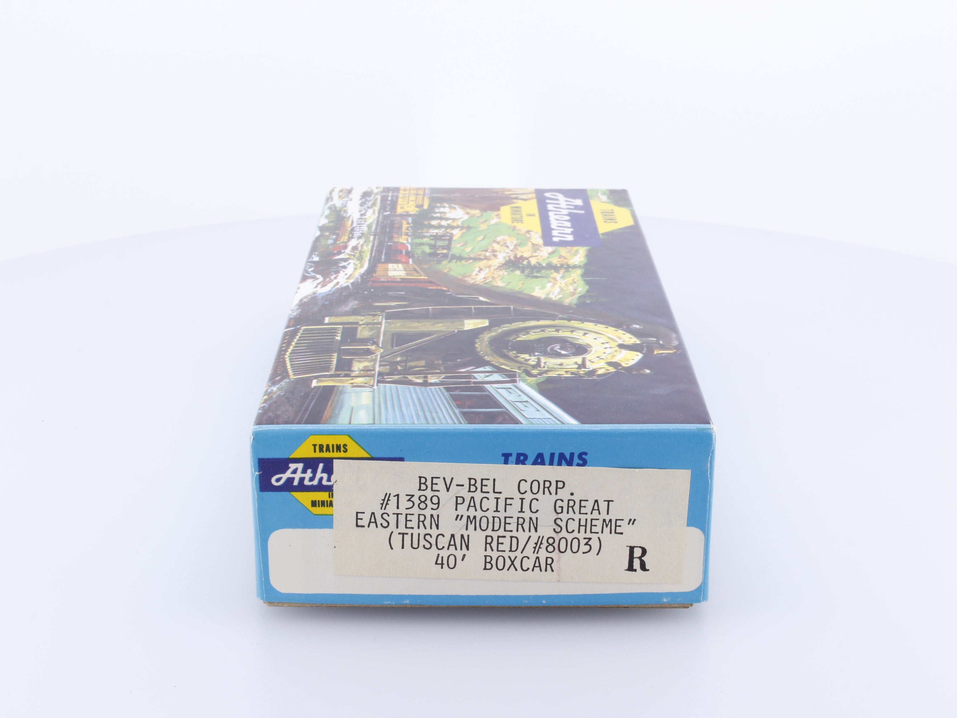 Bevbel 1389 HO Modern Scheme 40' Box Car Pacific Great Eastern (PGE) 8003