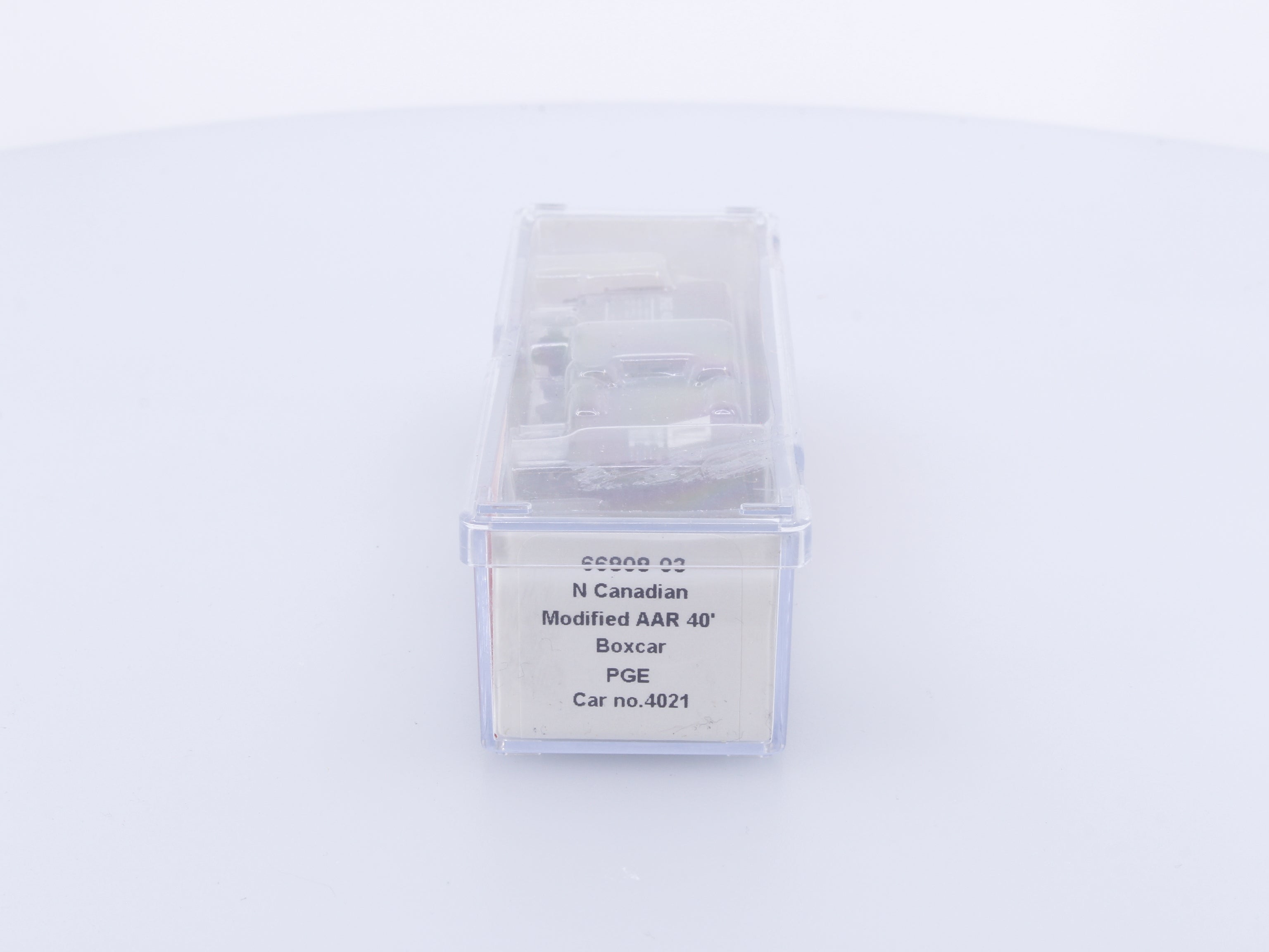 InterMountain 66808-03 N AAR 40' Box Car Pacific Fruit Express (PFE) 4021