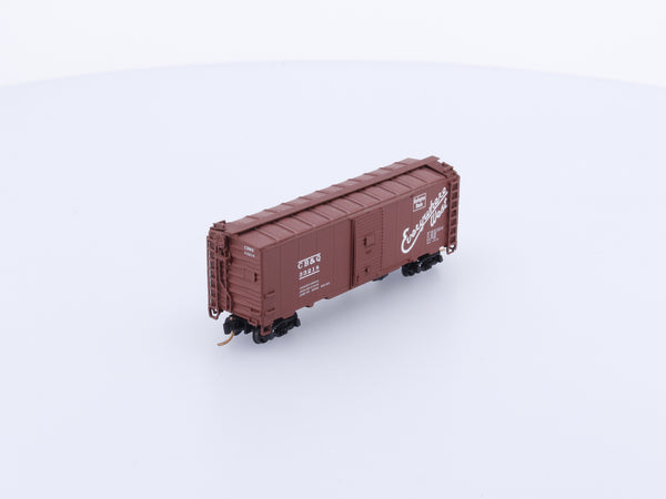 InterMountain 66805-17 N AAR 40' Box Car Chicago Burlington and Quincey (CBQ) 33218