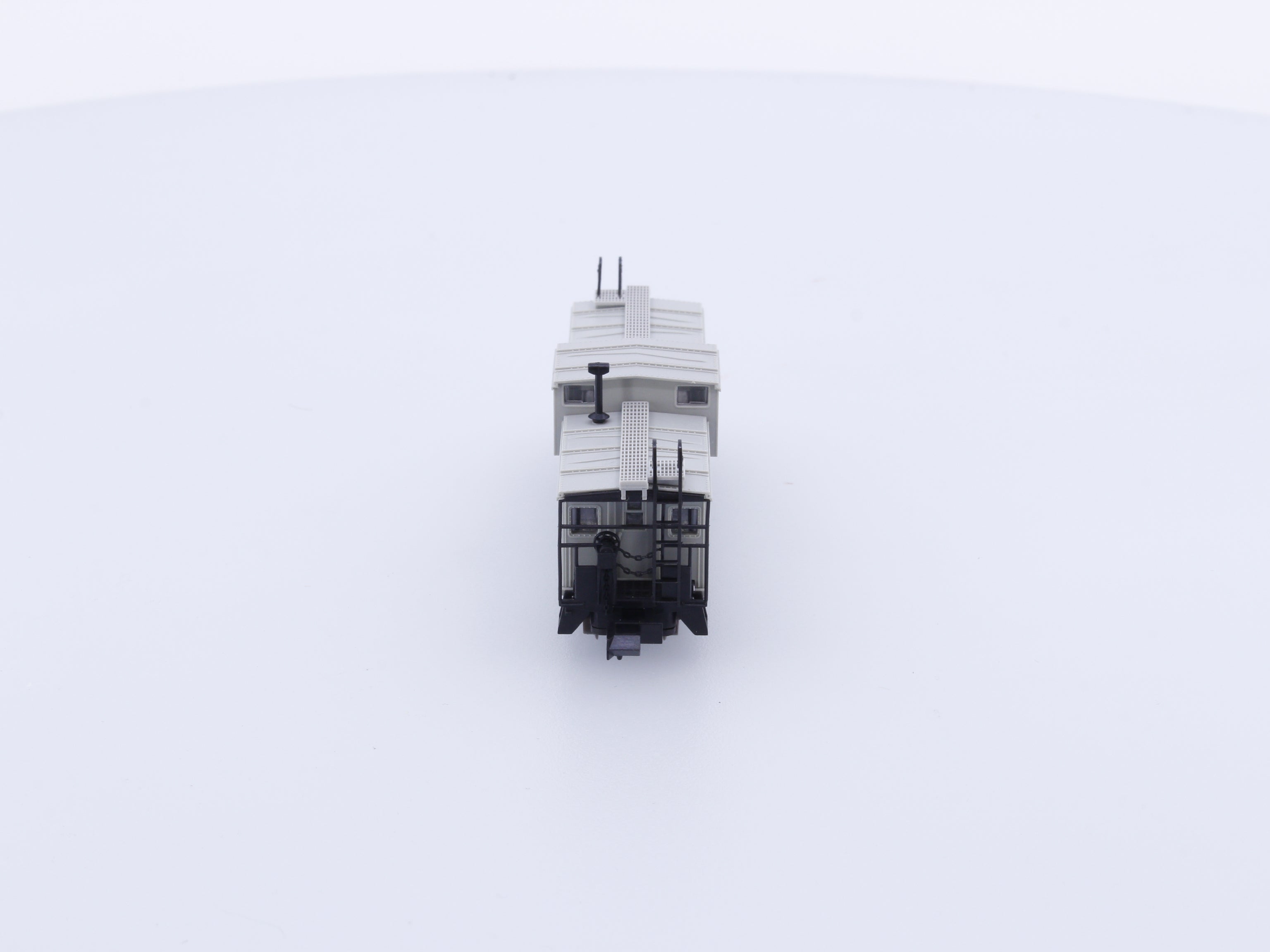 Atlas 30520 N EV Caboose Undecorated