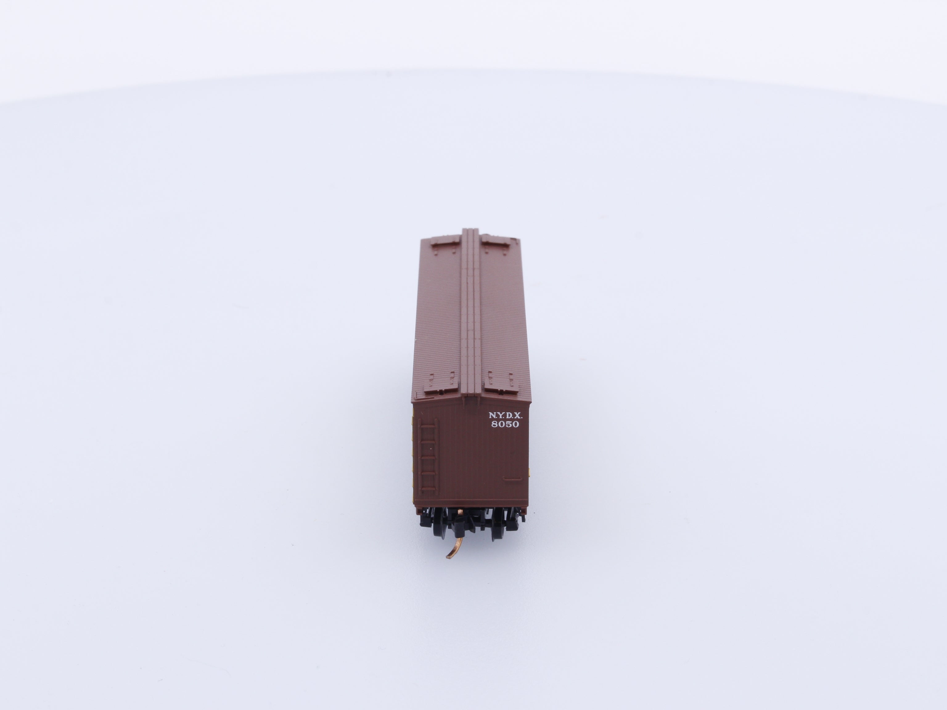 Micro Trains 04700080 N Reefer, 40', Wood Sheathed New York Despatch Refrigerator Line , NYDX 8050 (#2)