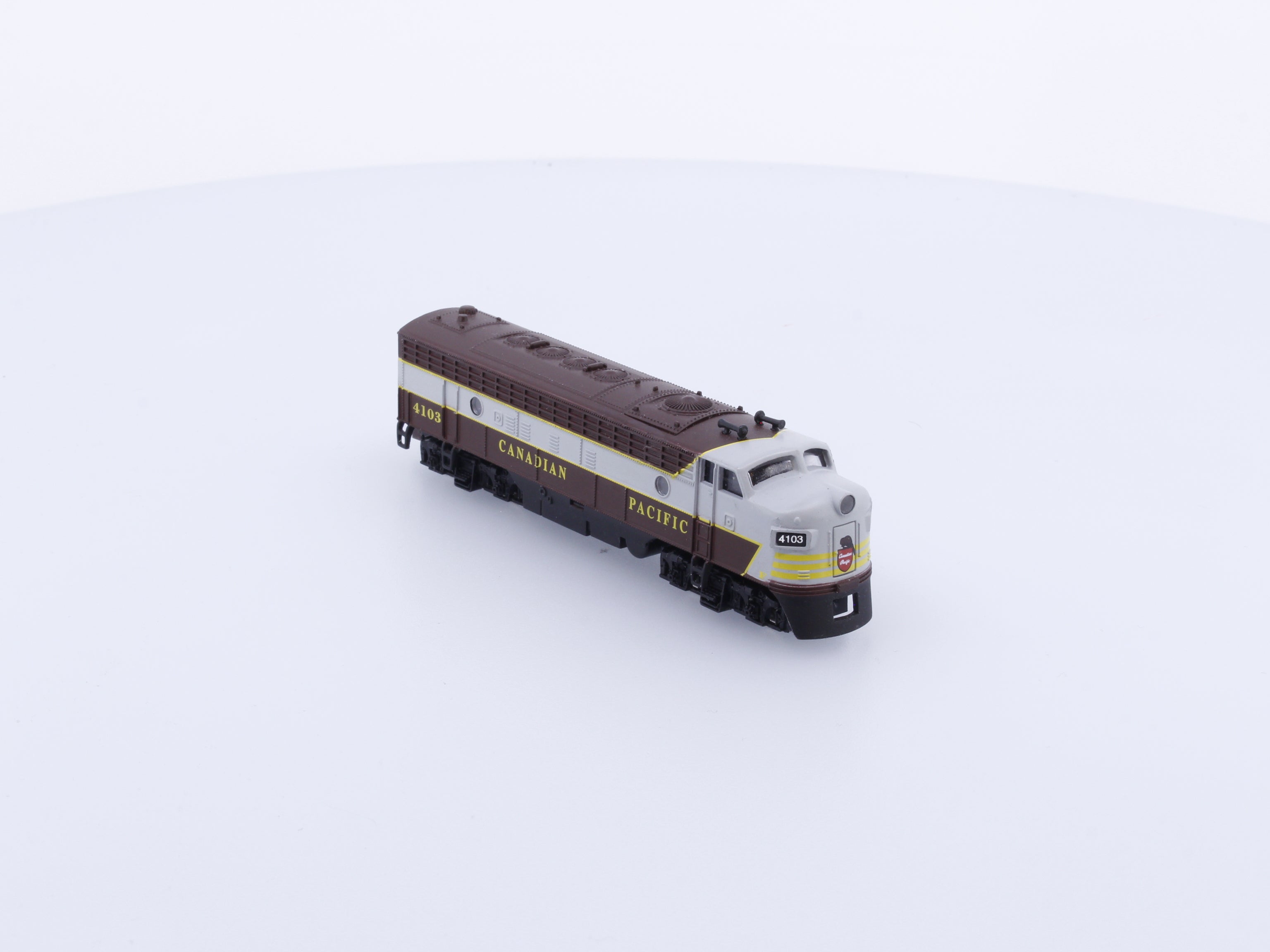 Model Power 7642 N F-Unit Locomotive Canadian Pacific (CP) 4103 Analog DC (2)