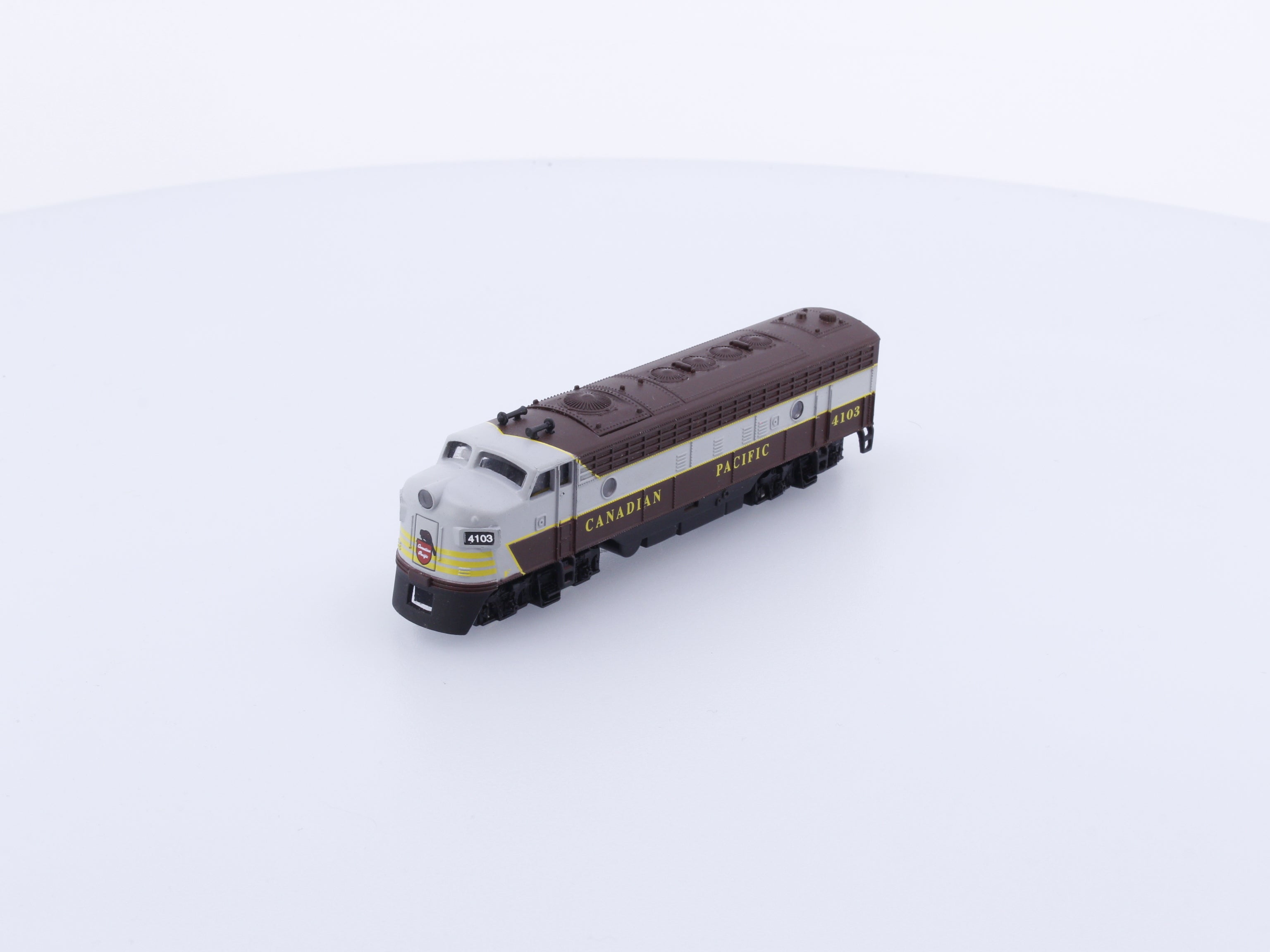 Model Power 7642 N F-Unit Locomotive Canadian Pacific (CP) 4103 Analog DC (2)