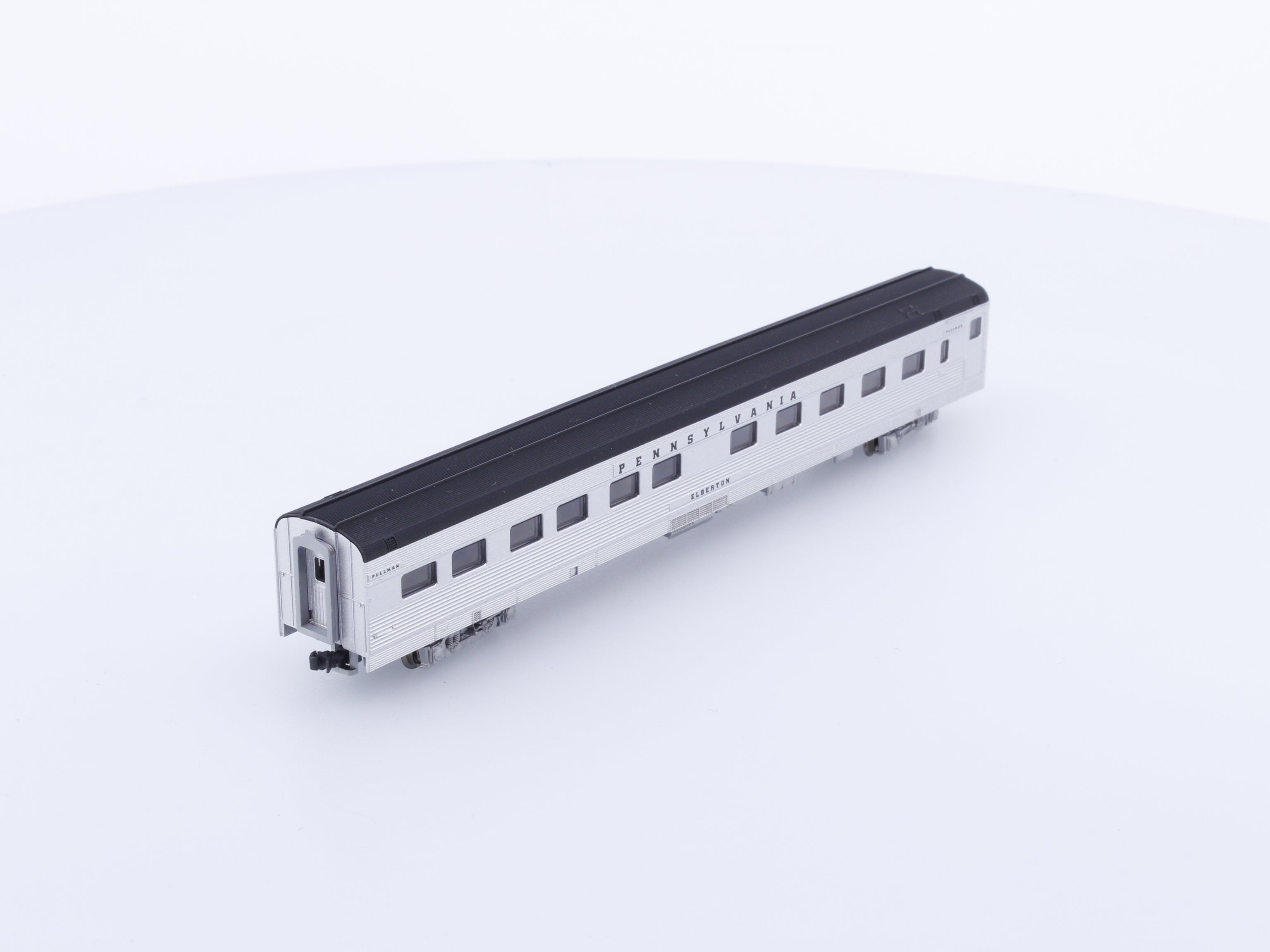 Kato N Pennsylvania Elberton Corrugated Passenger Car Pennsylvania (PRR)