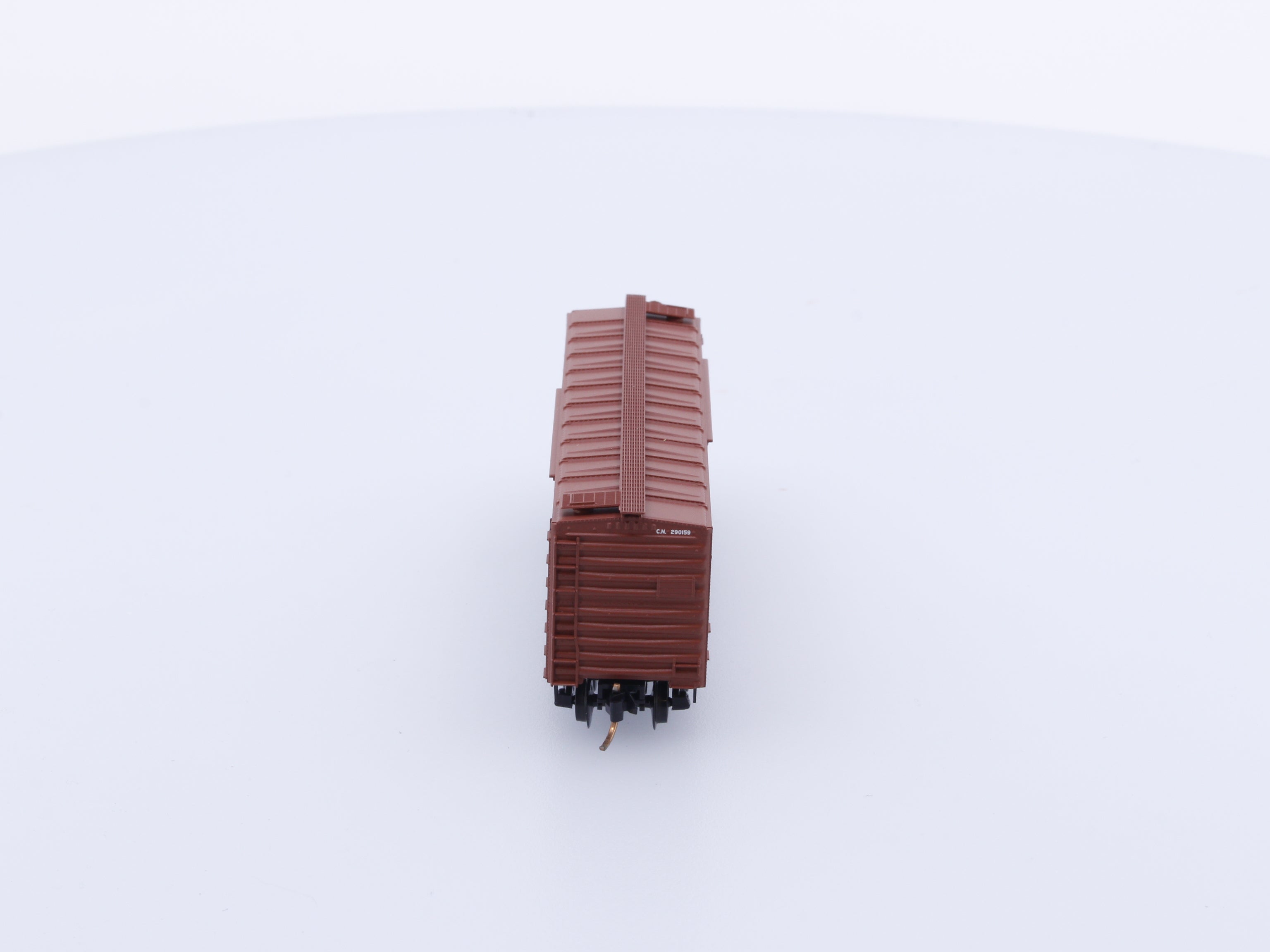Micro Trains 21120 N Boxcar, 40', Steel Plug Door Canadian National (CN) 290105 (#2)