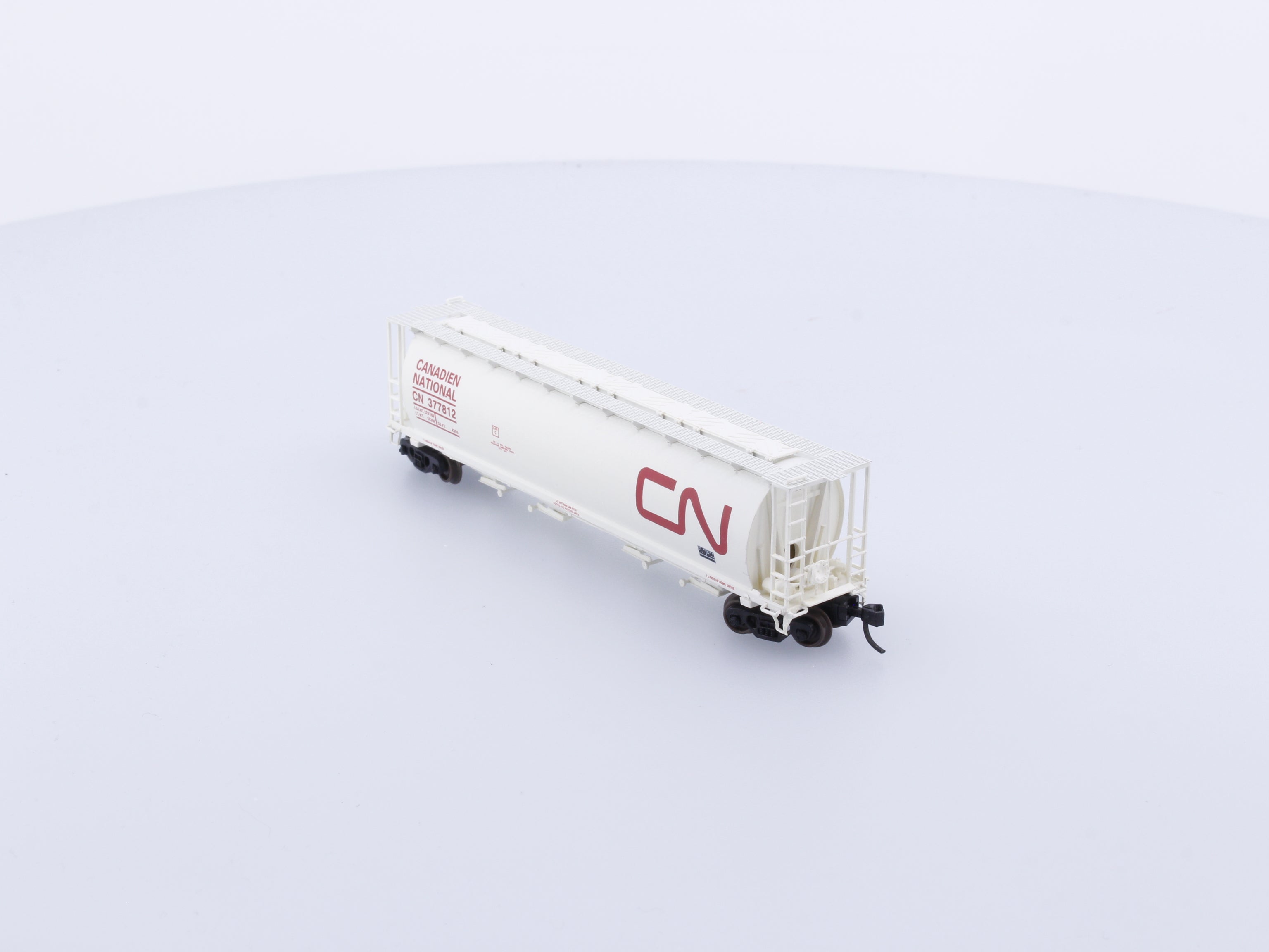 InterMountain N1111 N 4 Bay Cylindrical Hopper 2001 Mystery Car PWRS Canadian National (CN) 377812