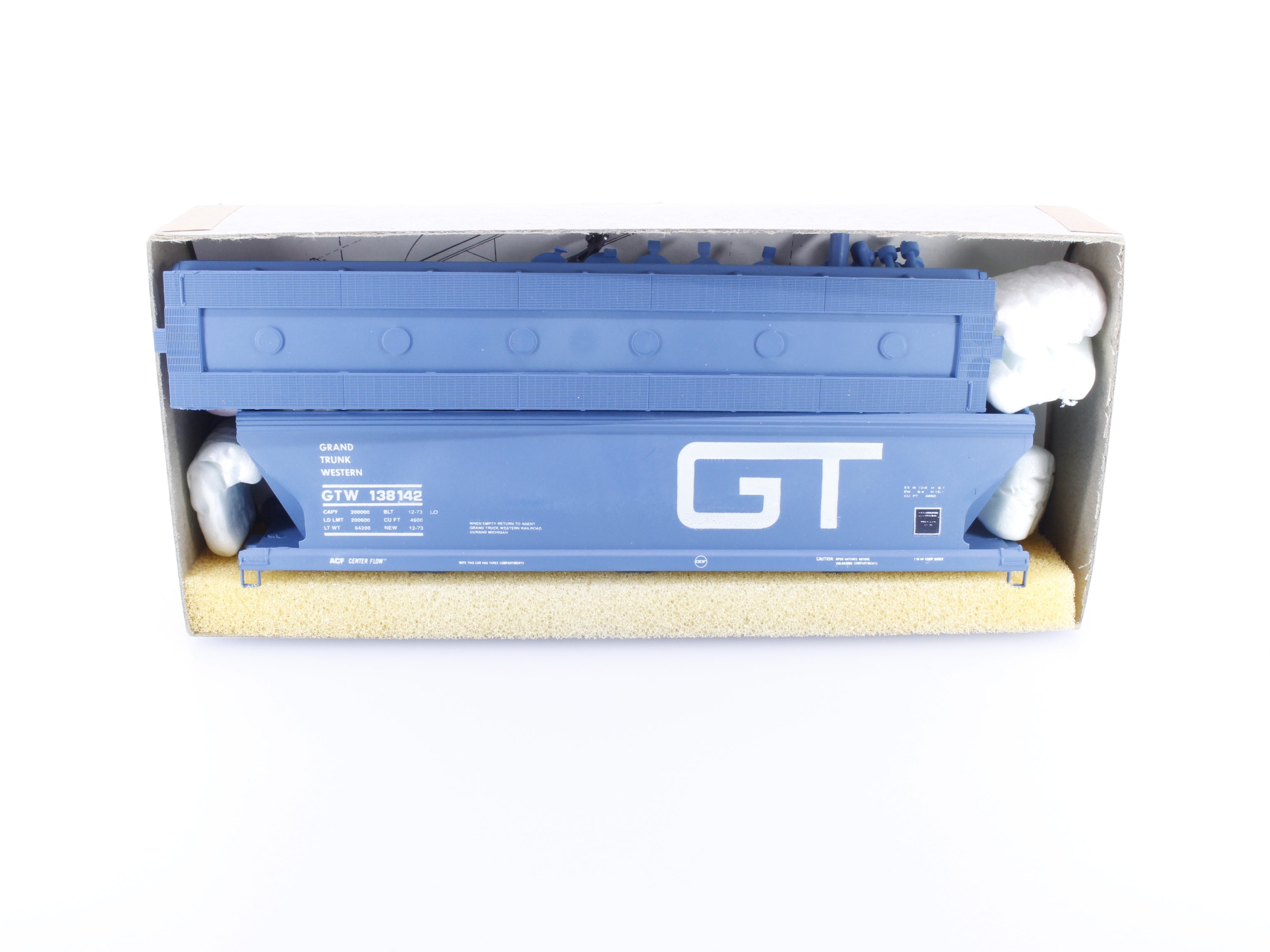 Accurate Finishing Inc. 1035 HO ACF 3 Bay Centerflow Hopper Grand Trunk Western (GTW) 138142