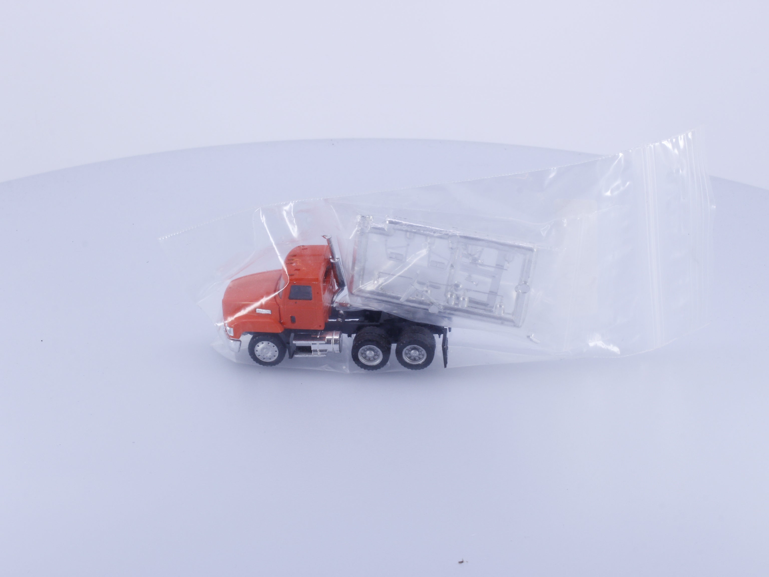 Herpa 1234ST HO Semi Truck Tractor