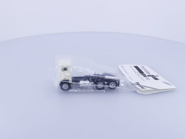 Herpa 15237 HO Semi Truck Tractor
