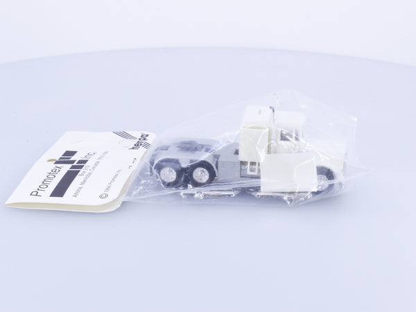 Herpa 25243 HO Long Haul Sleeper Semi Truck Tractor