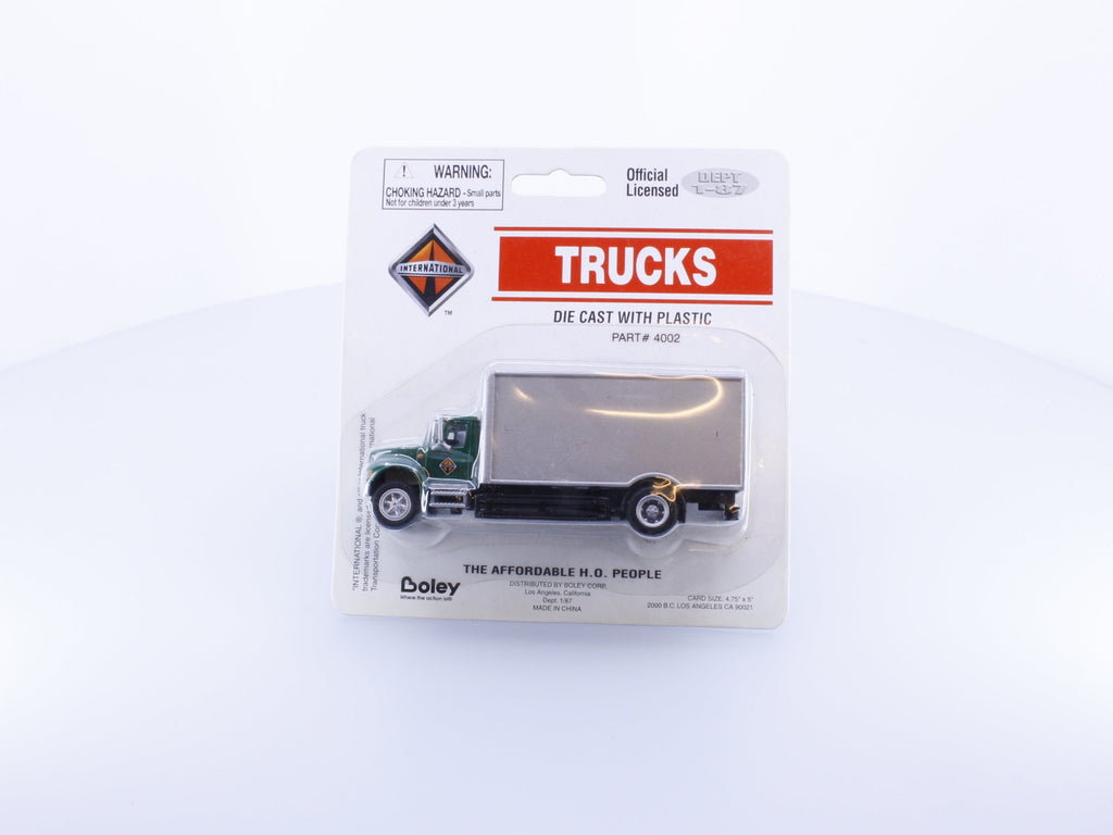 Boley 4002 HO International 5 Ton Box Truck