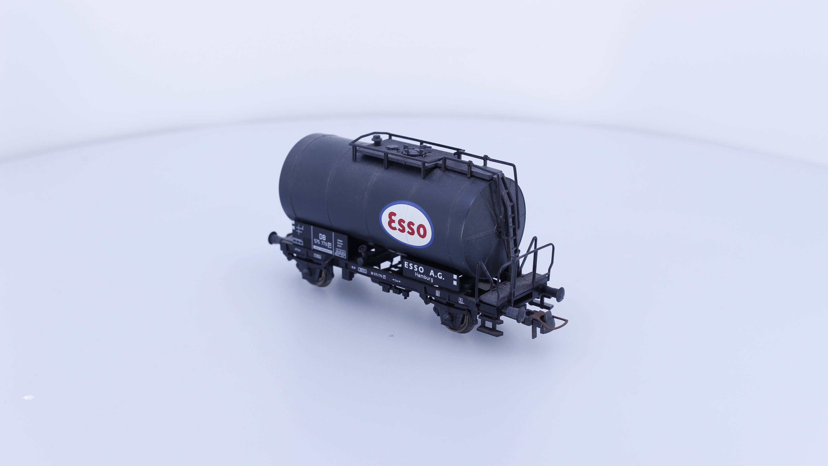 Roco 47061 HO DB Esso Tank Car 575779