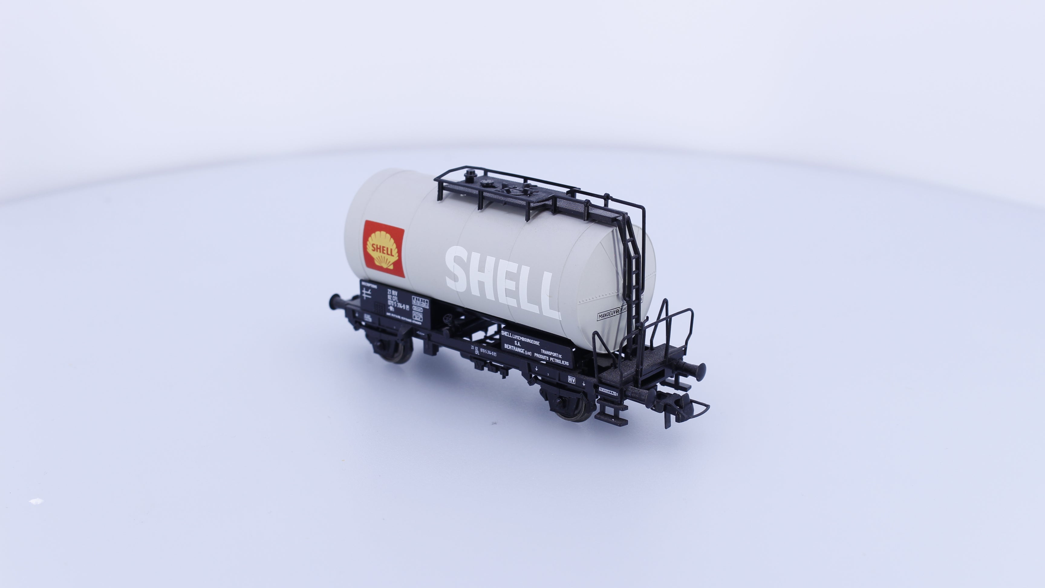 Roco 46710 HO CFL Shell Tank Car 0705314-9