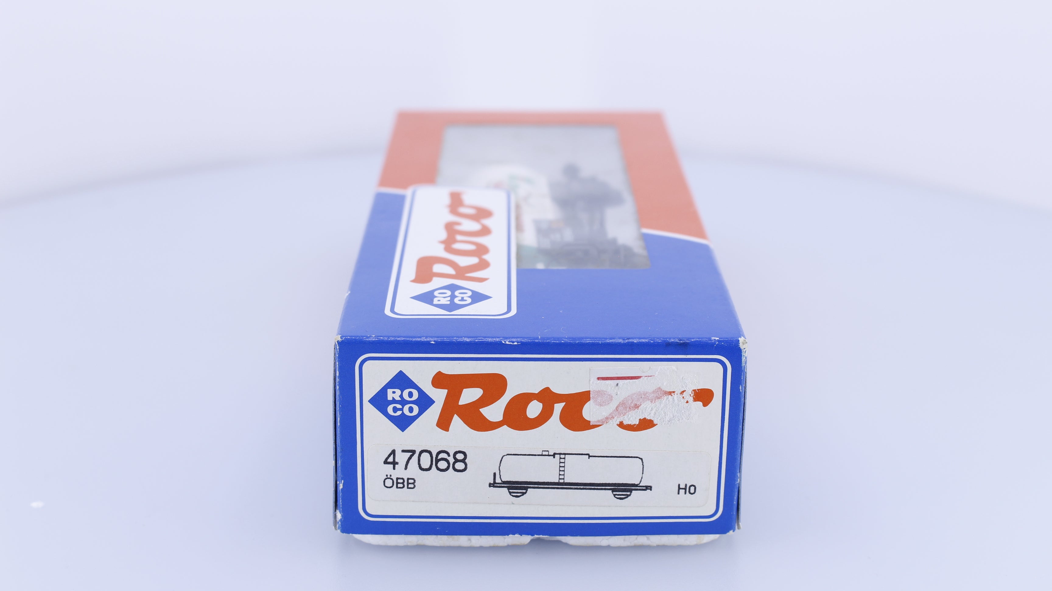 Roco 47068 HO OBB Castrol 100 Tank Car 7353803-0