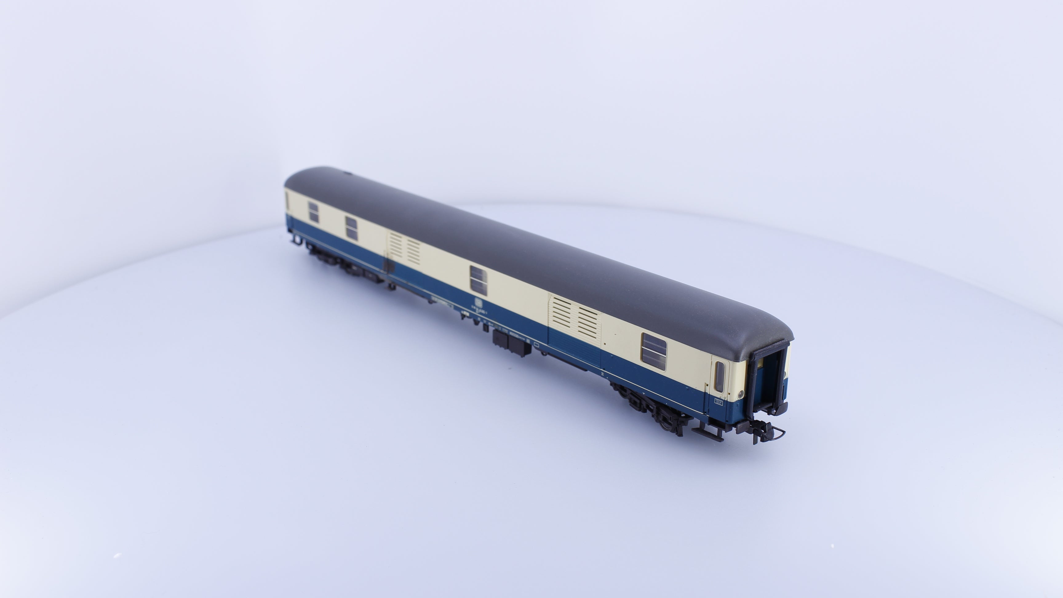 Roco 44750 HO DB Baggage Car 518092400853