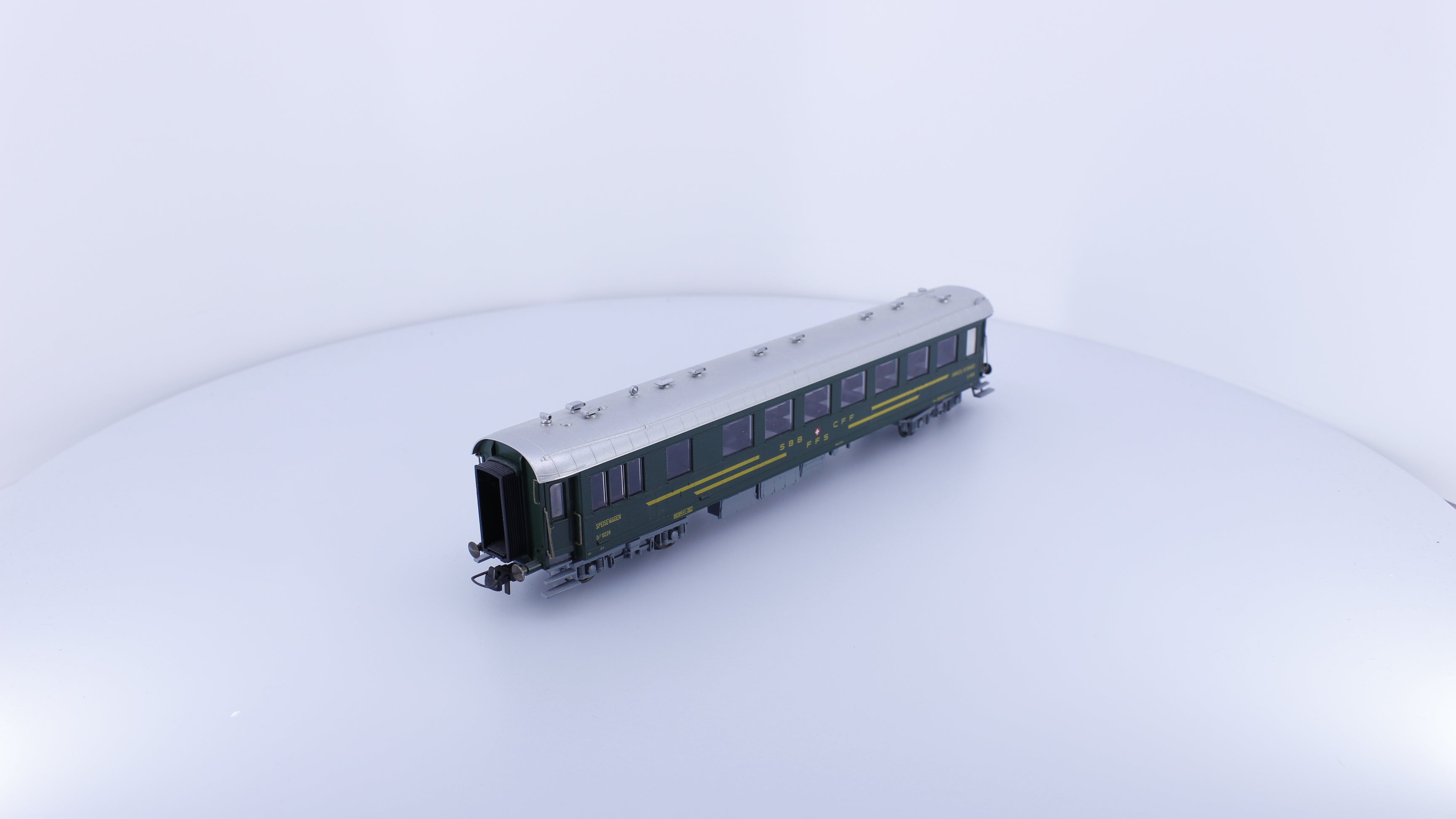Roco 44877 HO SBB-CFF-FFS Restaurant Car 10226