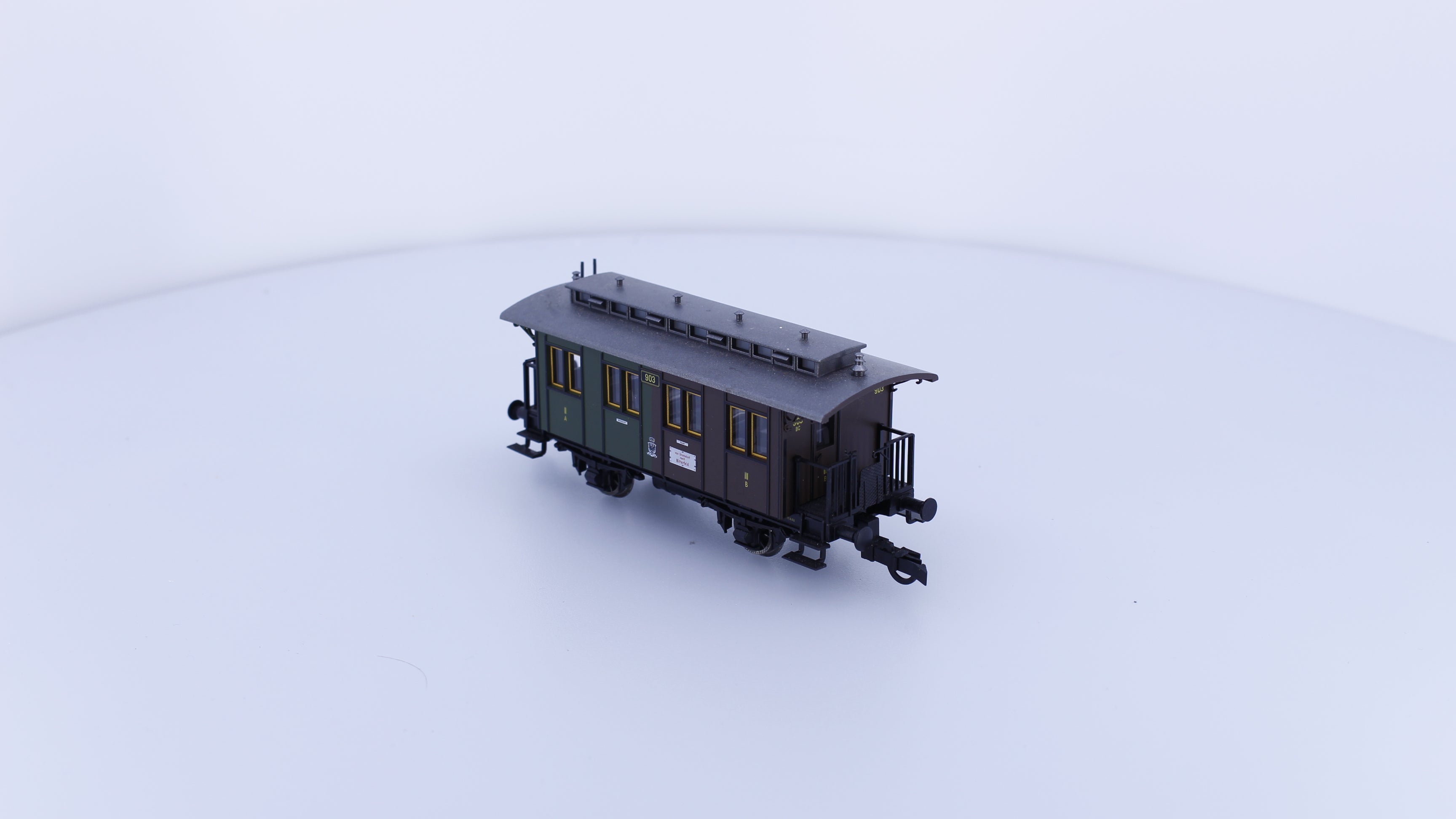 Fleischmann 5824 HO KPEV 2nd /3rd Class Passenger Car 903