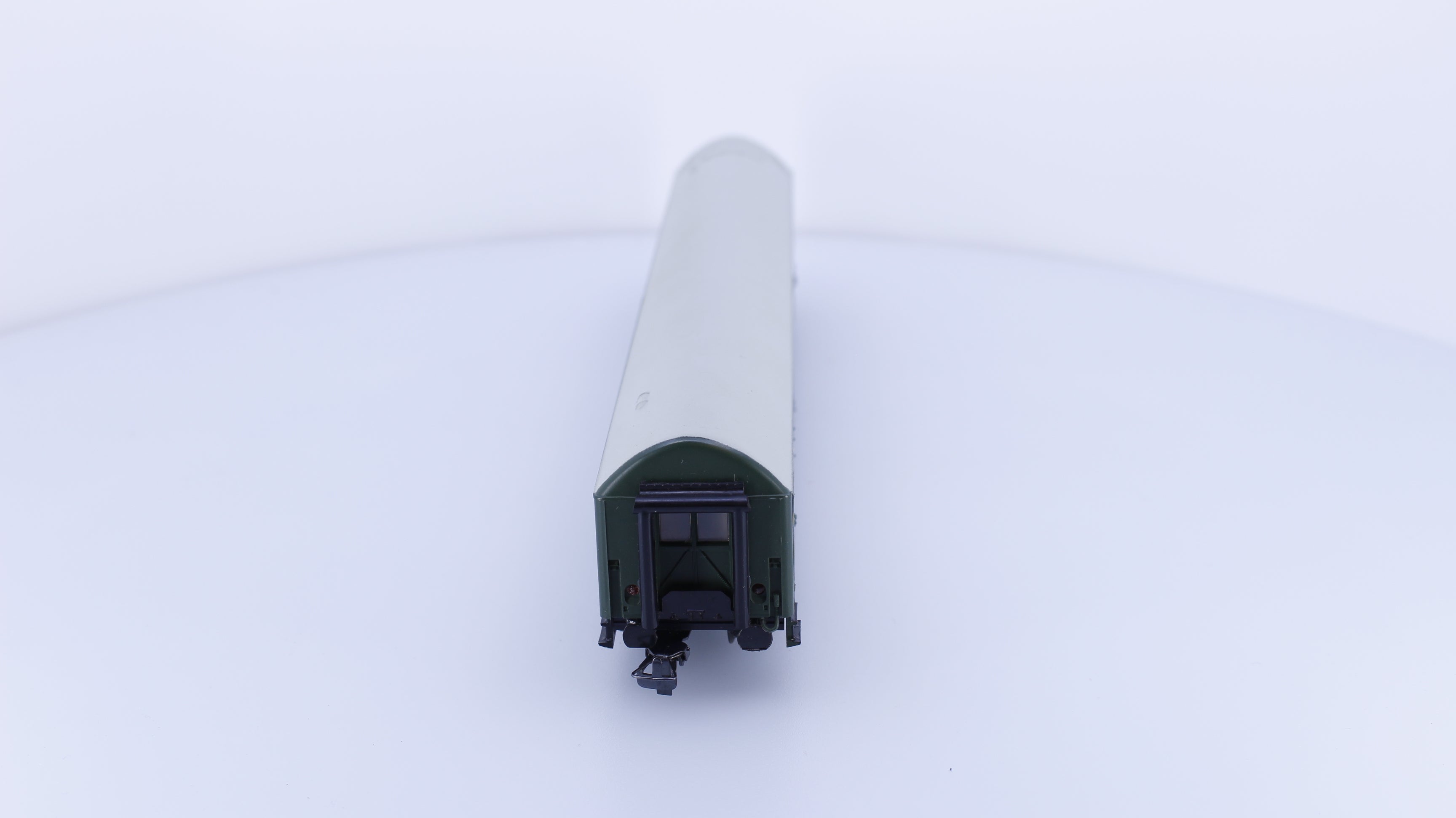 Piko 42652 HO CSD 2nd Class Passenger Car 746-8