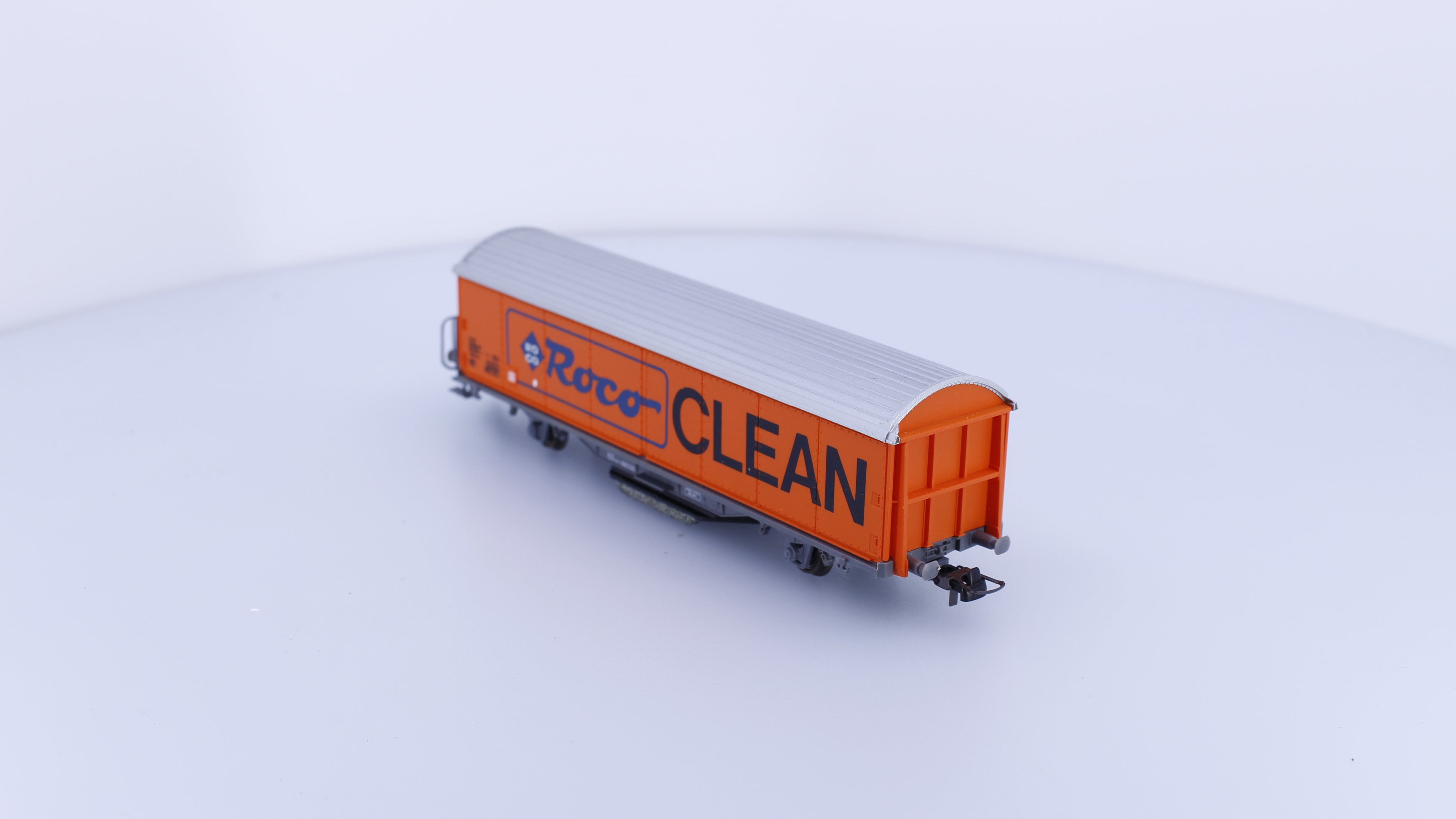 Roco 46400 HO Track Cleaning Box Car 285-4