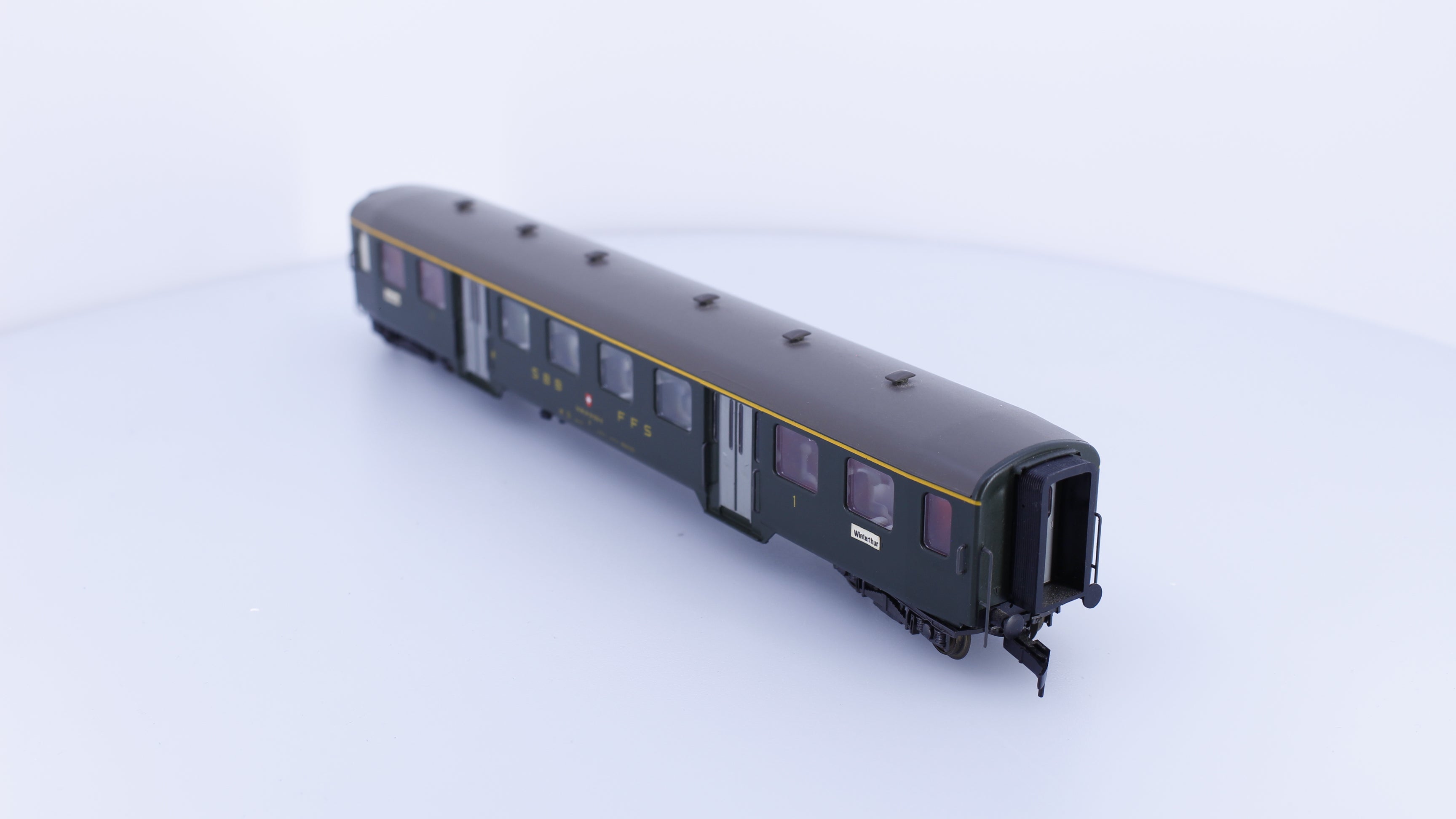 Liliput 87850 HO SBB-CFF-FFS 1st Class Passenger Car 020-6