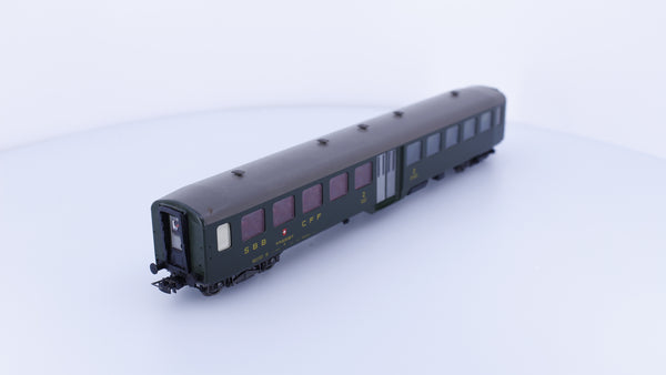 Liliput 87750 HO SBB-CFF-FFS 2nd Class Passenger Car 062-8