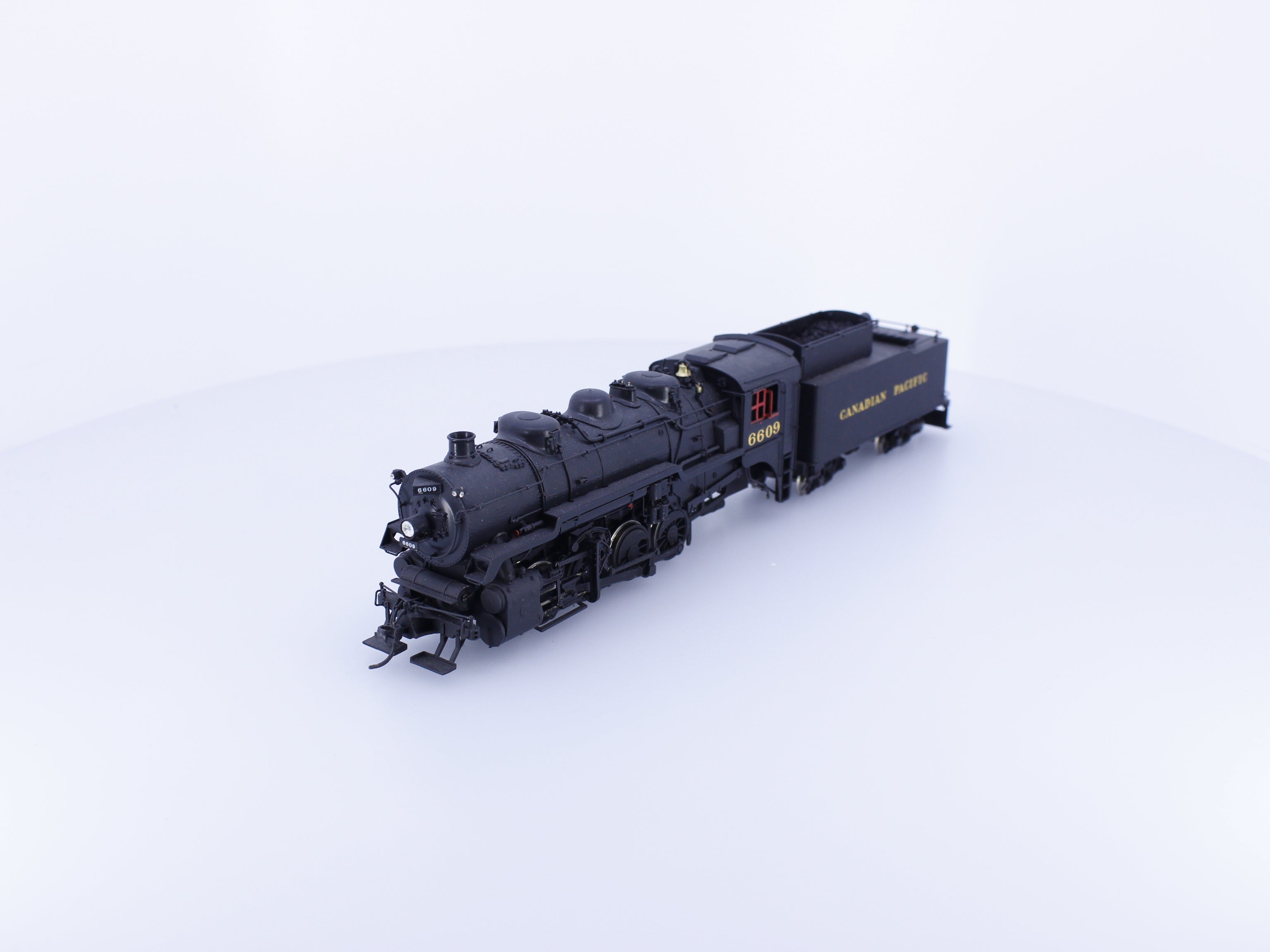 Van Hobbies CPR080V5A HO Brass 0-8-0 V-5a Steam Locomotive Painted Canadian Pacific (CP) 6609 Analog DC