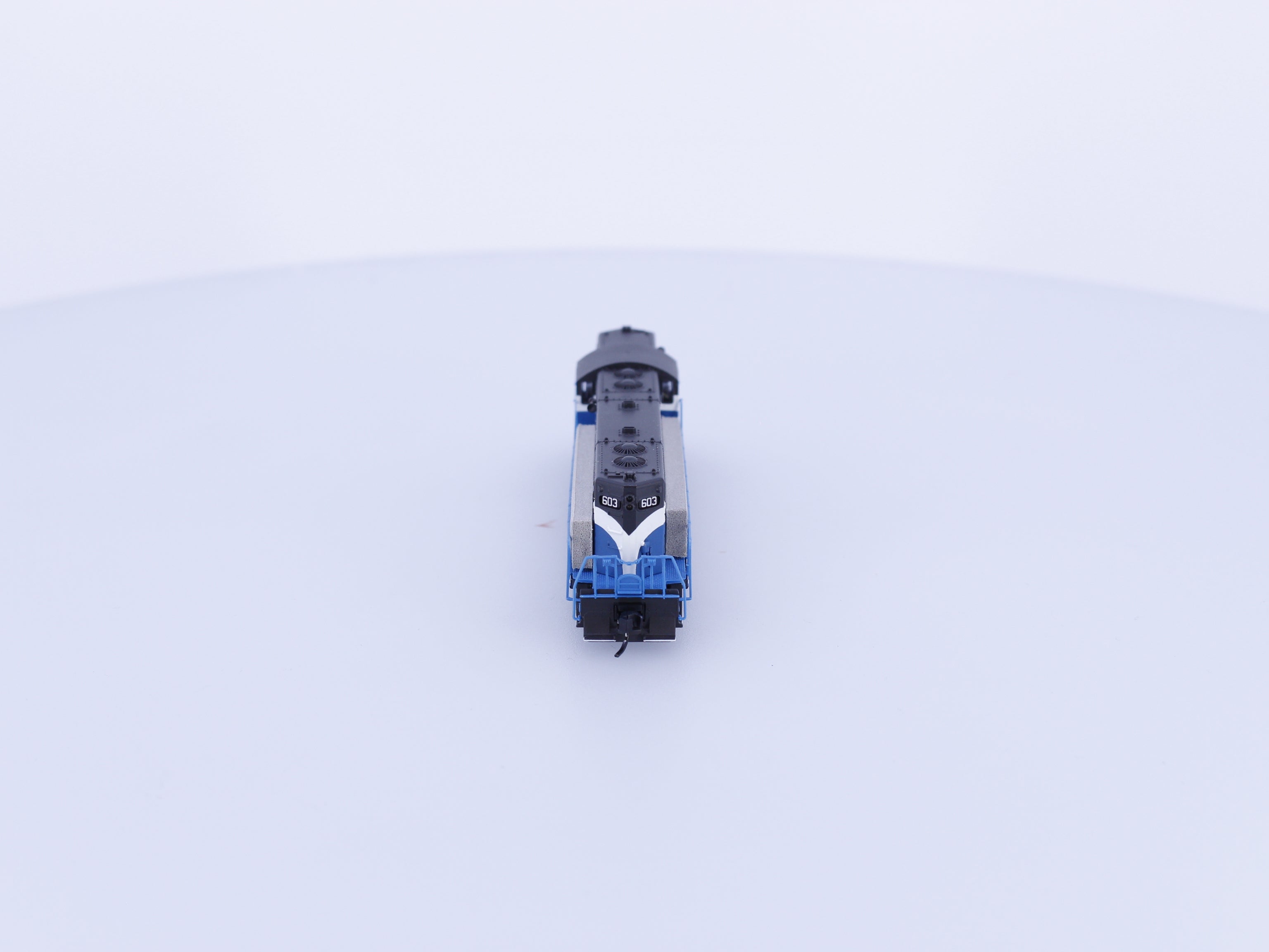 Atlas 48087 N GP-7 Diesel Locomotive Great Northern (GN) 603 Analog DC
