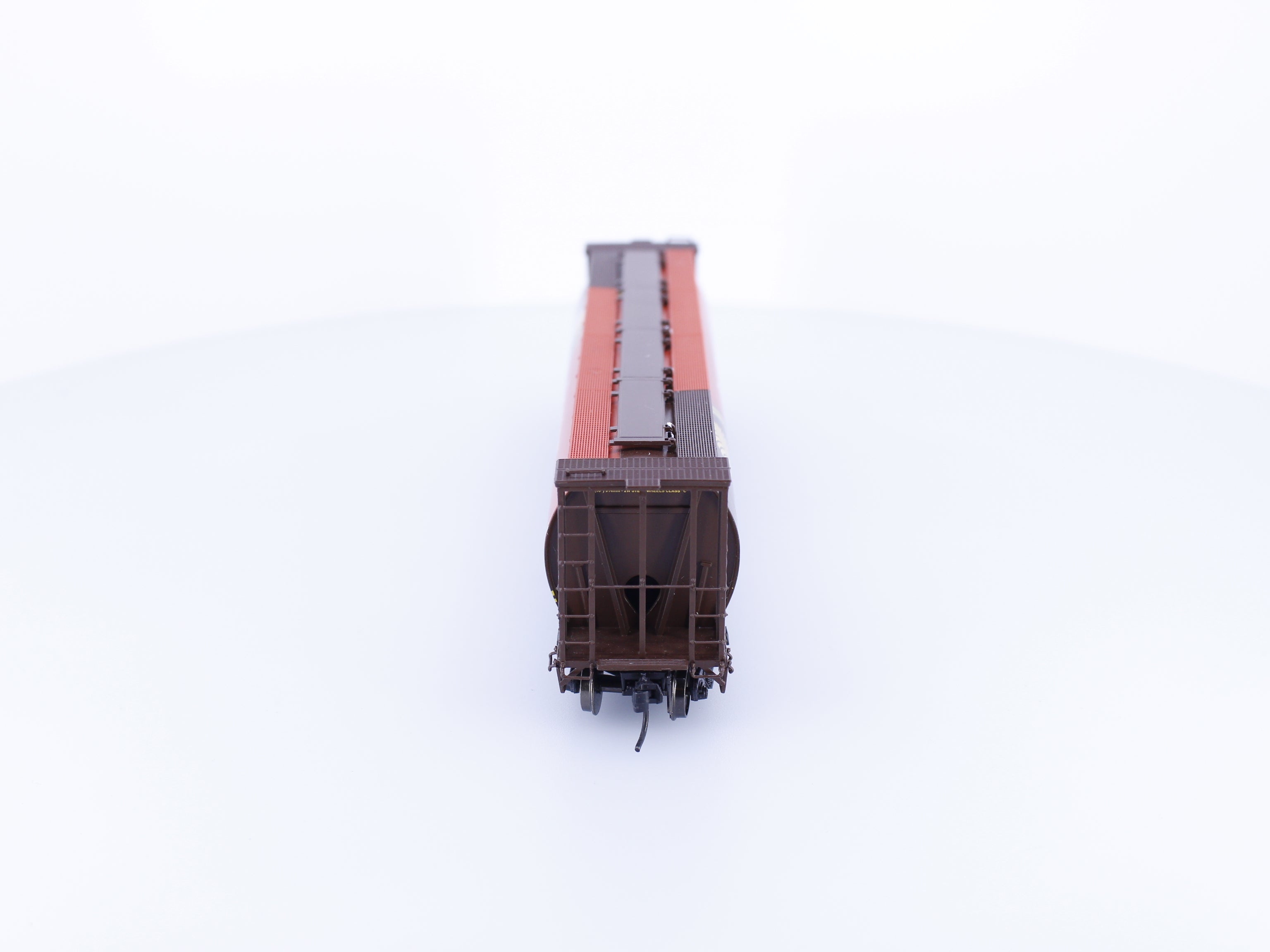 InterMountain 45121-05 HO Cylindrical Grain Hopper Saskatchewan Saskatchewan Railcar Corporation (SKNX) 397318