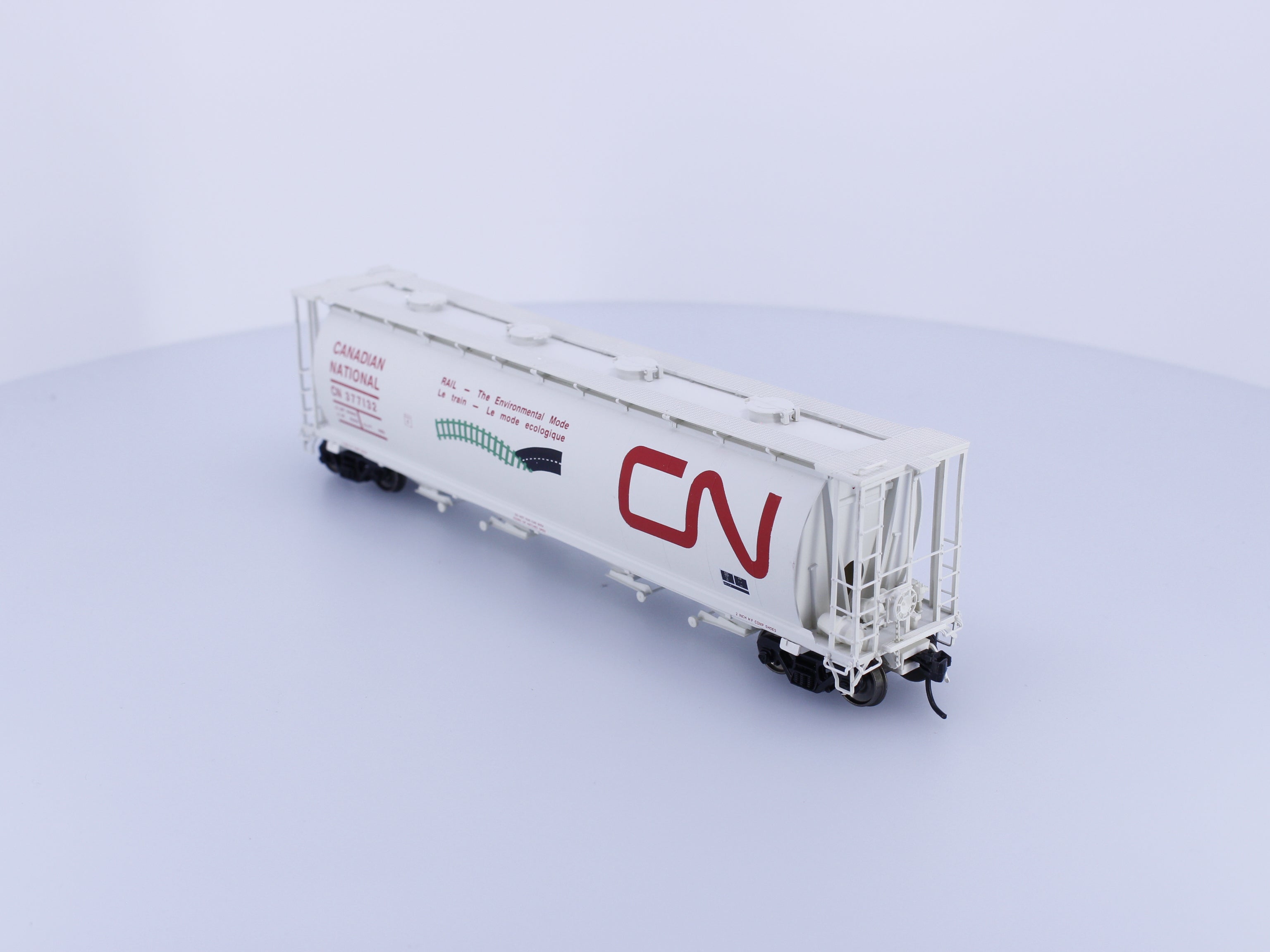 InterMountain 45202-01 HO Cylindrical Covered Hopper Environmental Mode Canadian National (CN) 45202-01