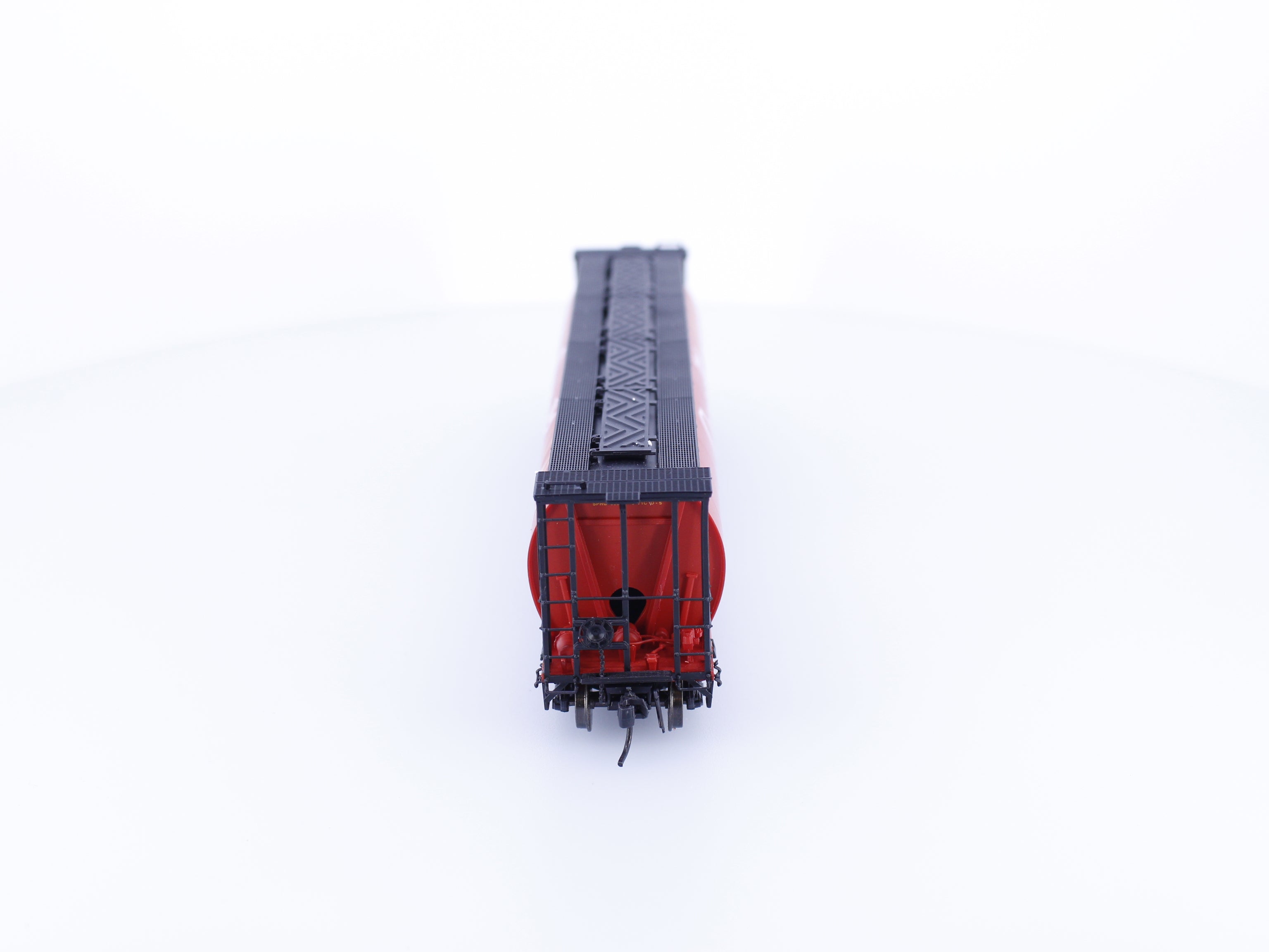 InterMountain 45101-39 HO Cylindrical Covered Hopper Canadian Wheat Board (CNWX) 109928