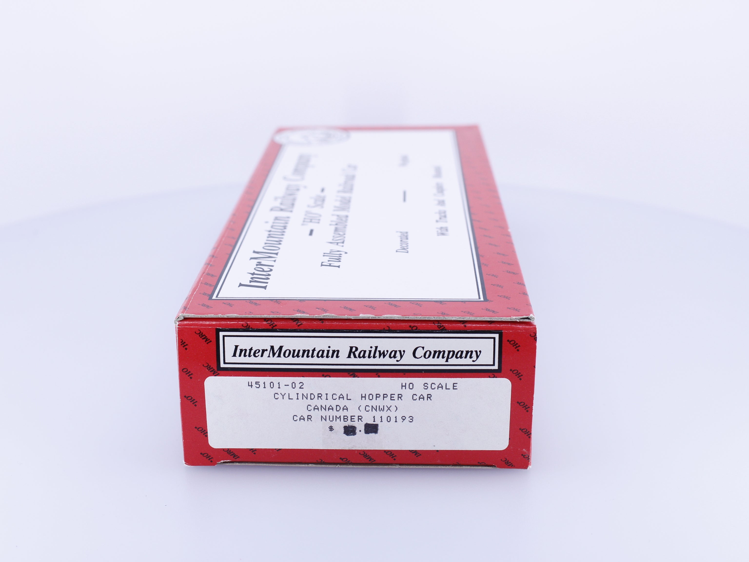InterMountain 45101-02 HO Cylindrical Covered Hopper Canadian Wheat Board (CNWX) 110193