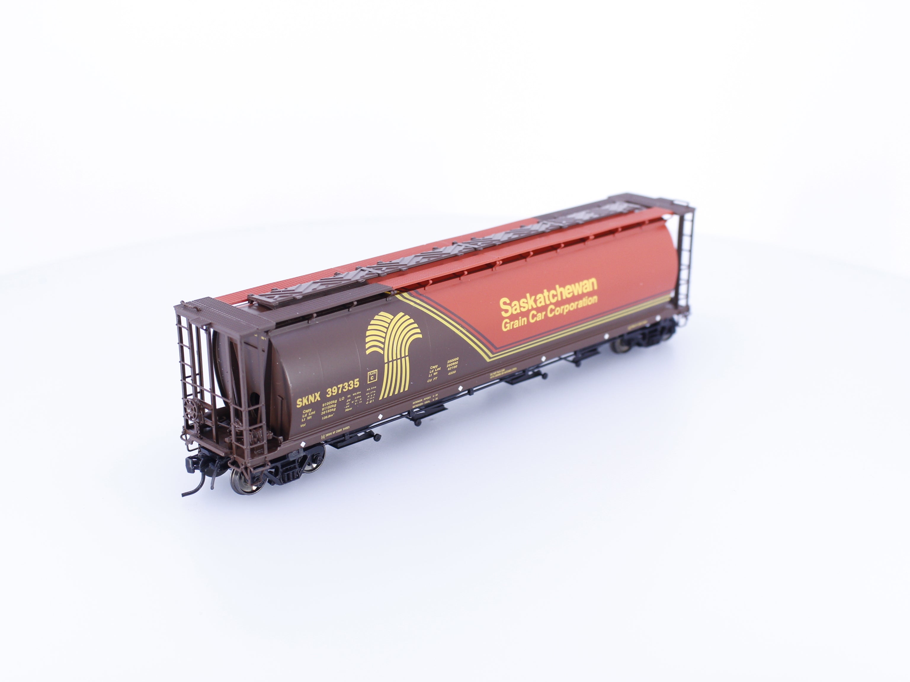 InterMountain 45121-06 HO Cylindrical Grain Hopper Saskatchewan Saskatchewan Railcar Corporation (SKNX) 397335