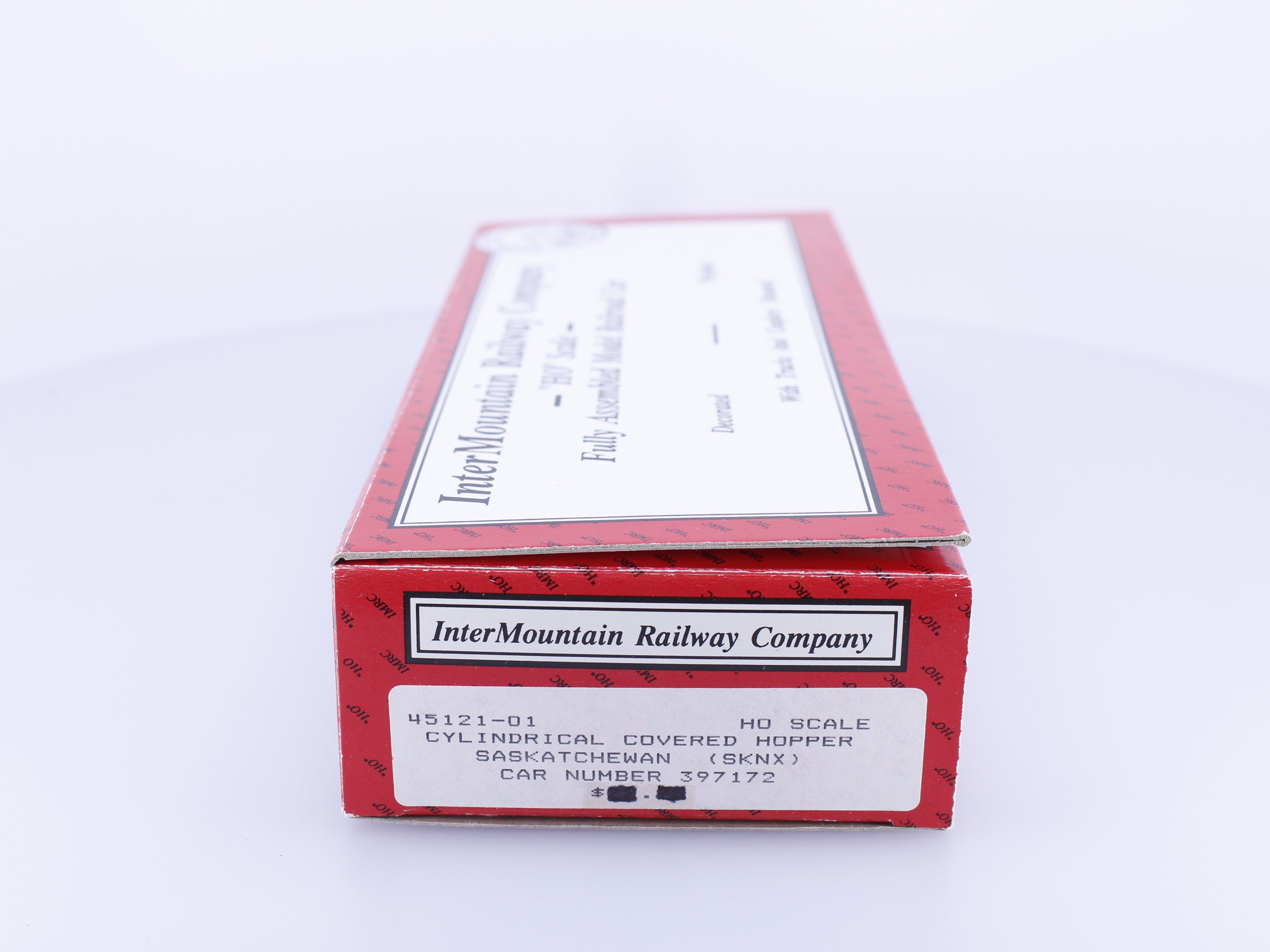 InterMountain 45121-01 HO Cylindrical Grain Hopper Saskatchewan Saskatchewan Railcar Corporation (SKNX) 397172 (#2)