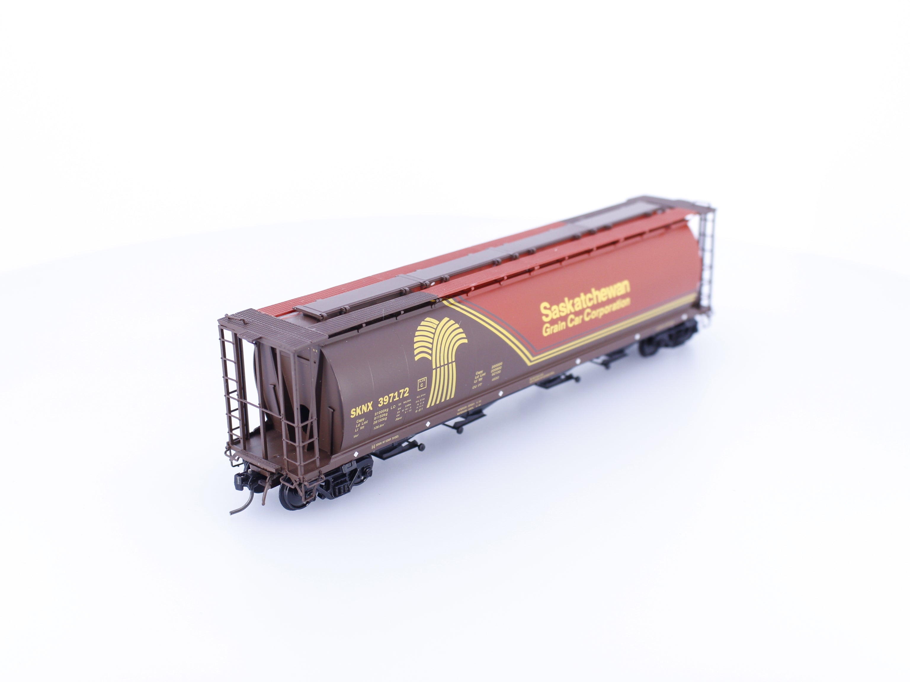 InterMountain 45121-01 HO Cylindrical Grain Hopper Saskatchewan Saskatchewan Railcar Corporation (SKNX) 397172 (#2)