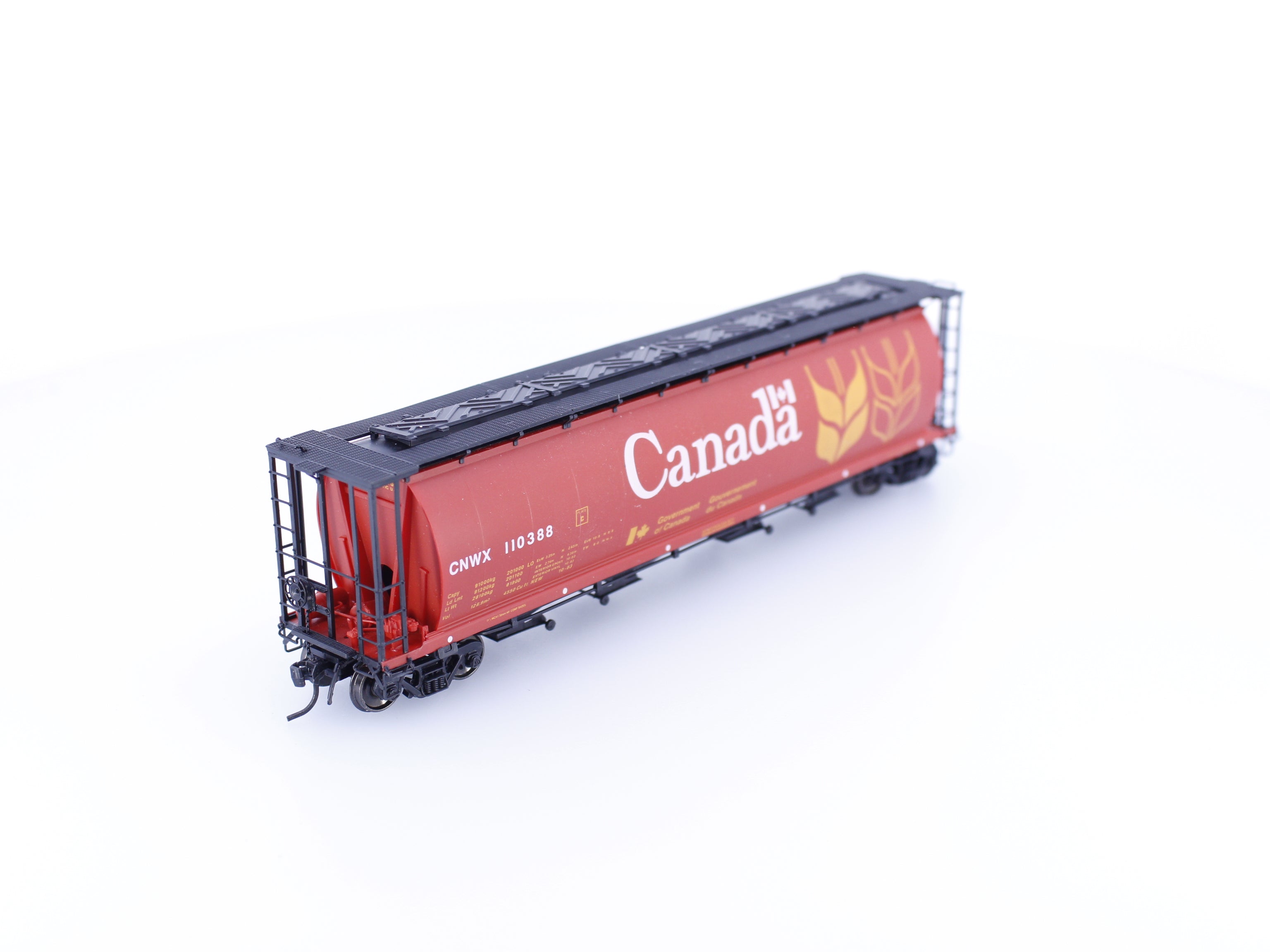 InterMountain 45101-38 HO Cylindrical Covered Hopper Canadian Wheat Board (CNWX) 110388