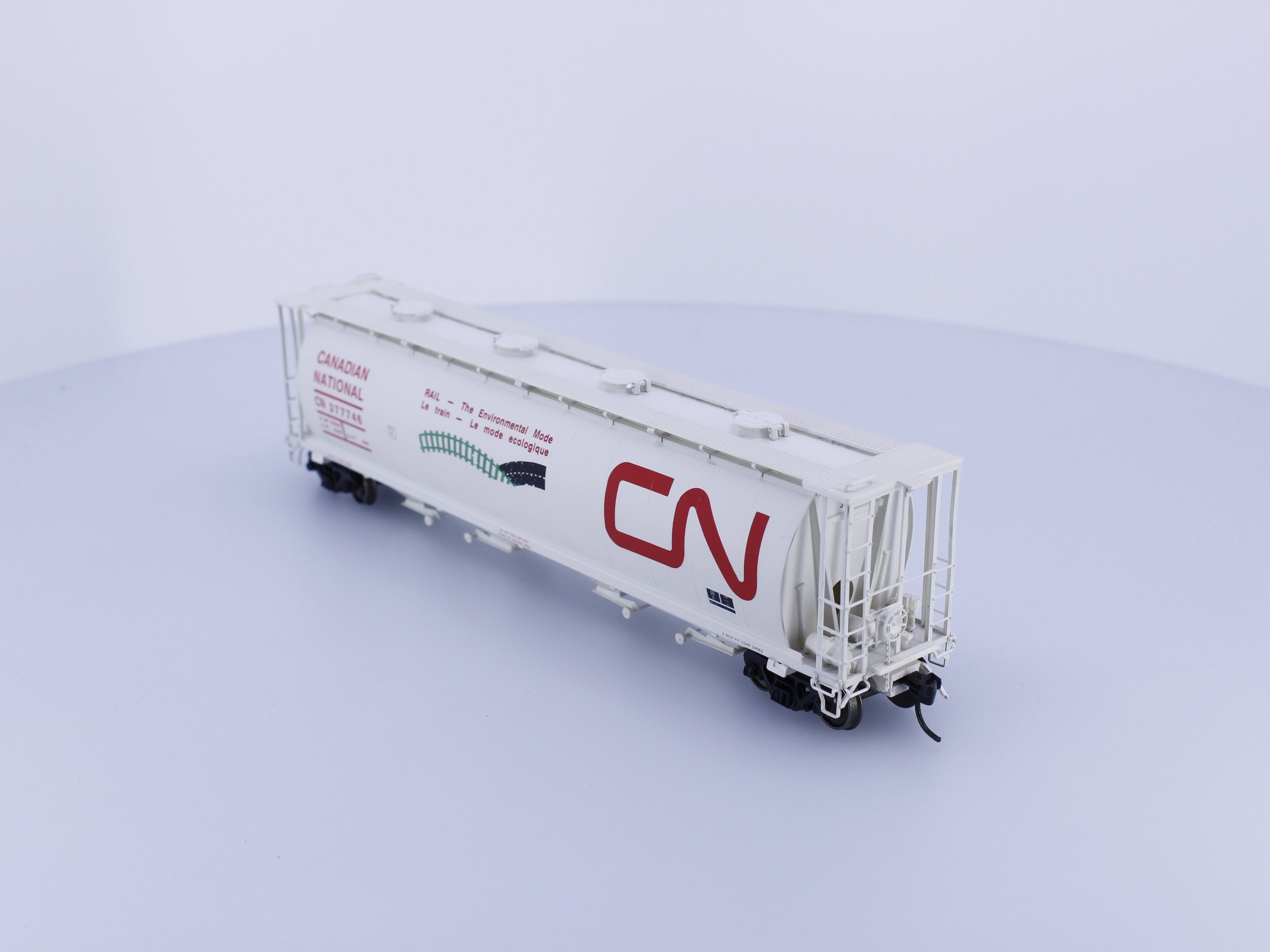 InterMountain 45202-04 HO Cylindrical Covered Hopper Environmental Mode Canadian National (CN) 377746