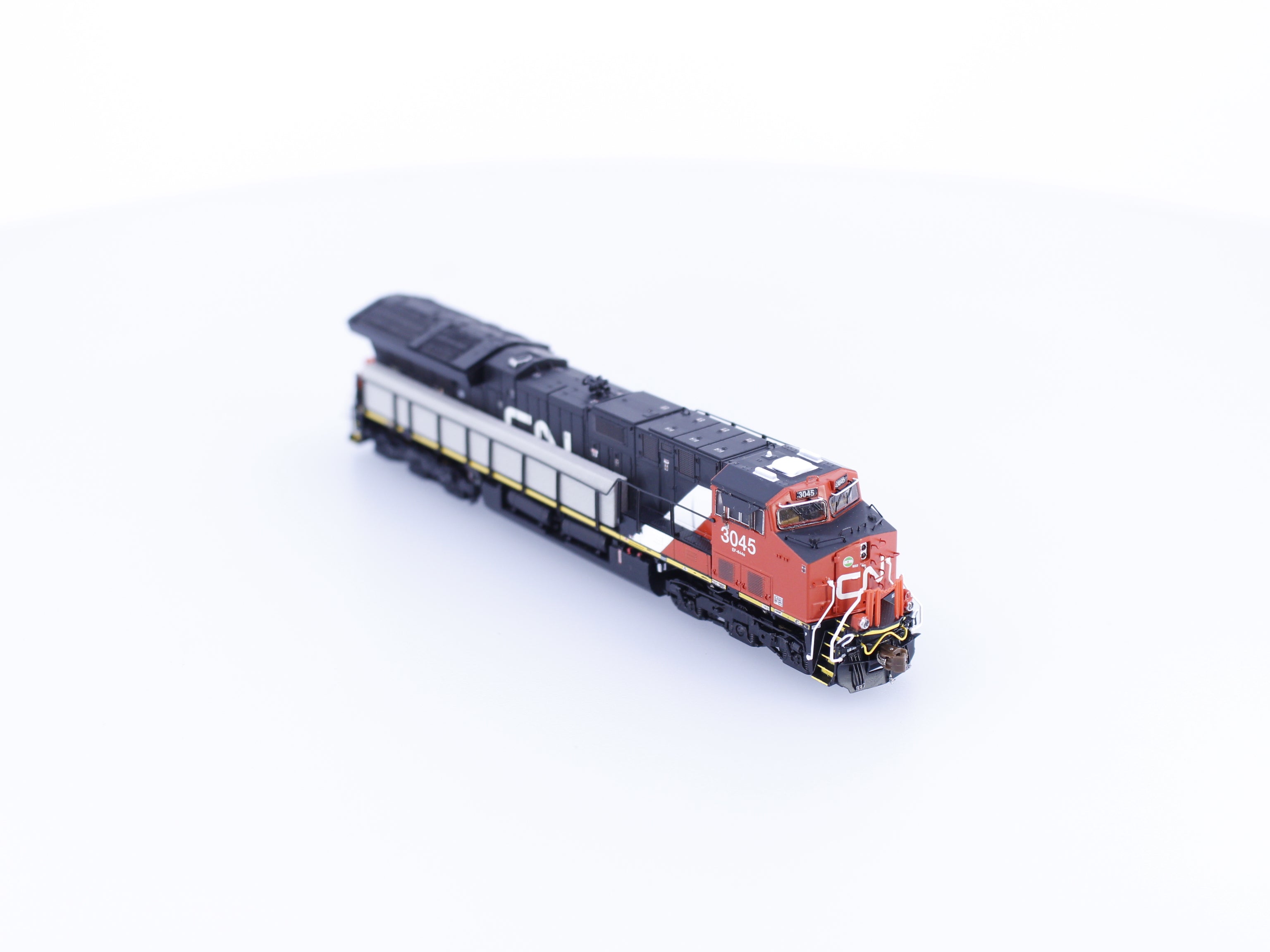 ScaleTrains SXT30620 N GE Tier 4 GEVO ET44AC (2016 Production) Canadian National (CN) 3045 DCC & Sound